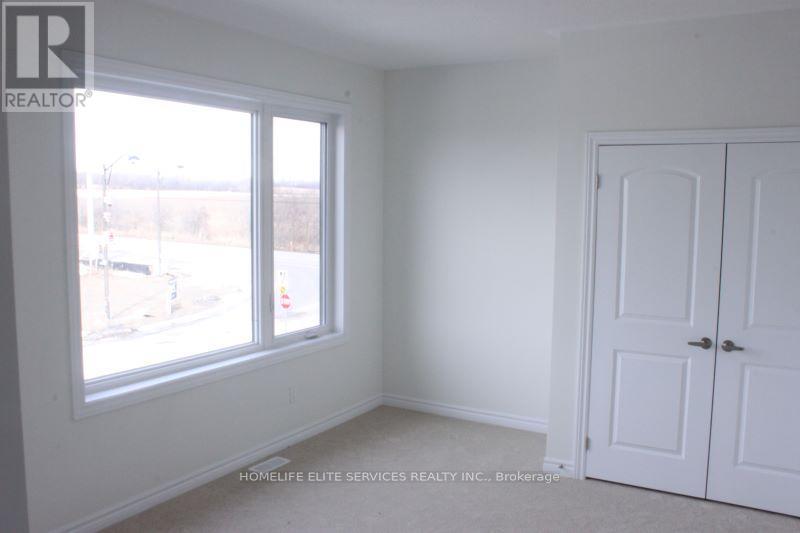 1067 Dyas Avenue, Oshawa, Ontario  L1L 0V4 - Photo 11 - E12921106