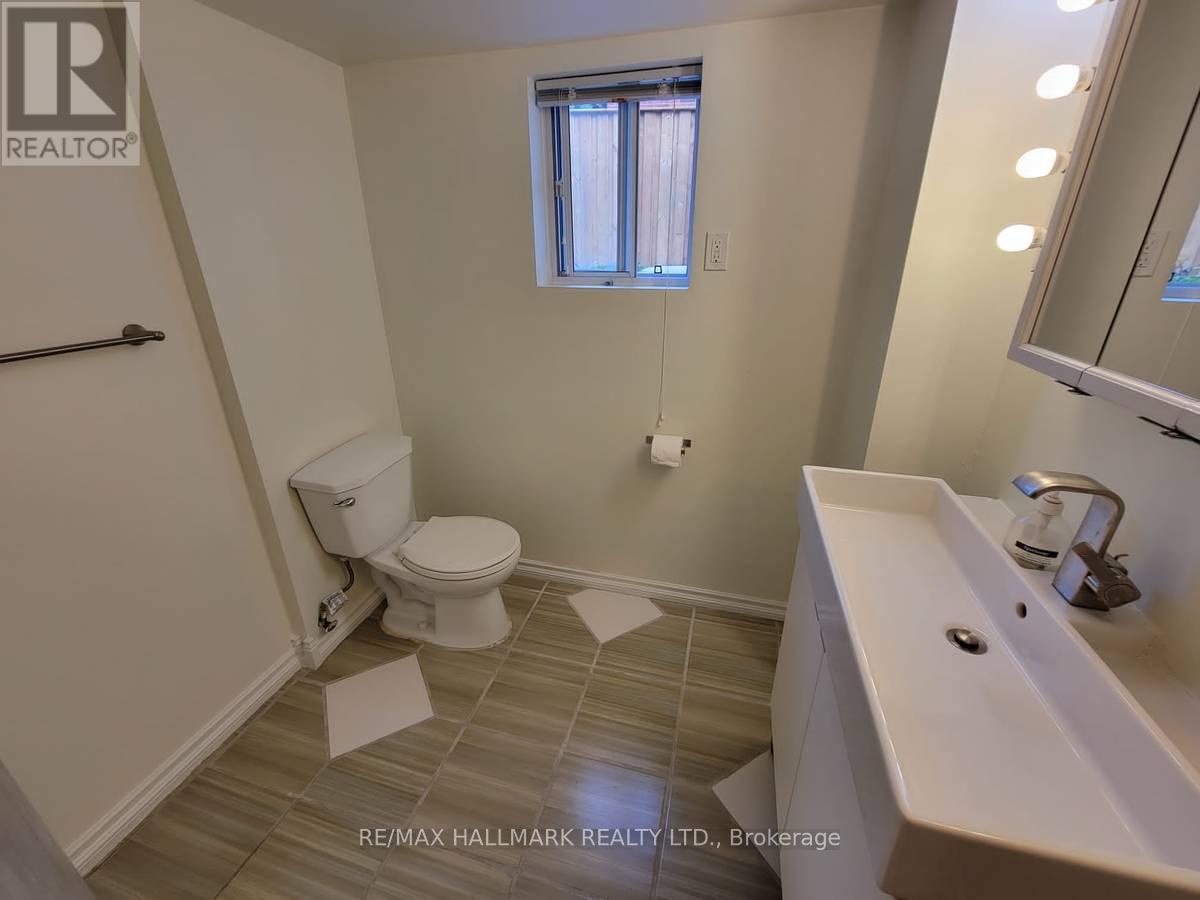 Bsmt - 7 Folcroft Avenue, Toronto, Ontario  M1N 1K7 - Photo 11 - E12921110