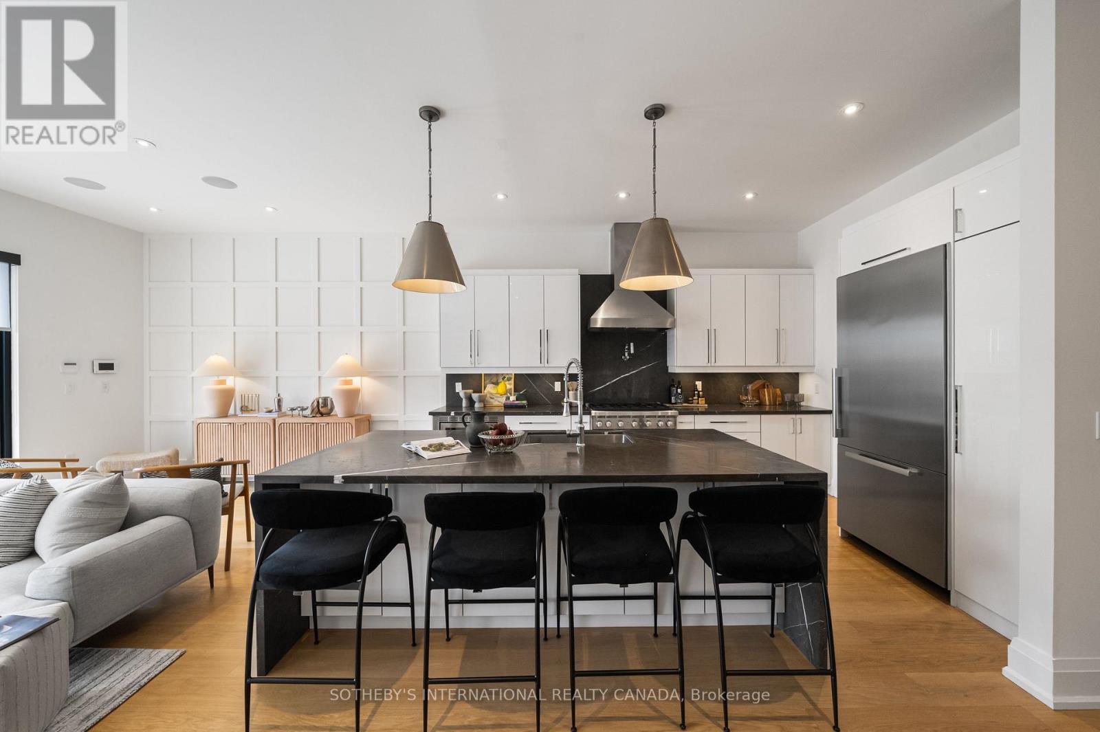 147 Hazelwood Avenue, Toronto, Ontario  M4J 1K4 - Photo 10 - E12921140