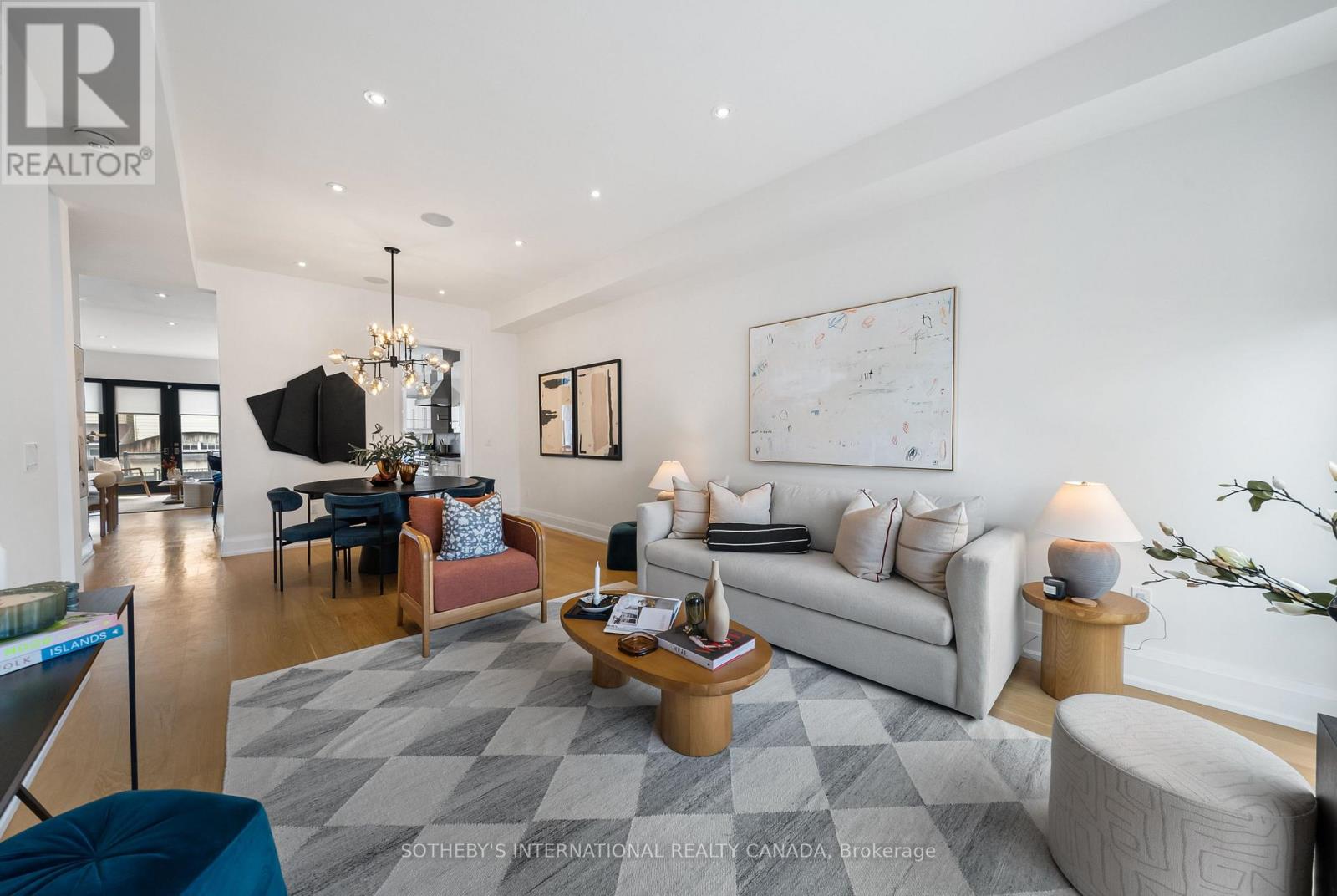 147 Hazelwood Avenue, Toronto, Ontario  M4J 1K4 - Photo 3 - E12921140