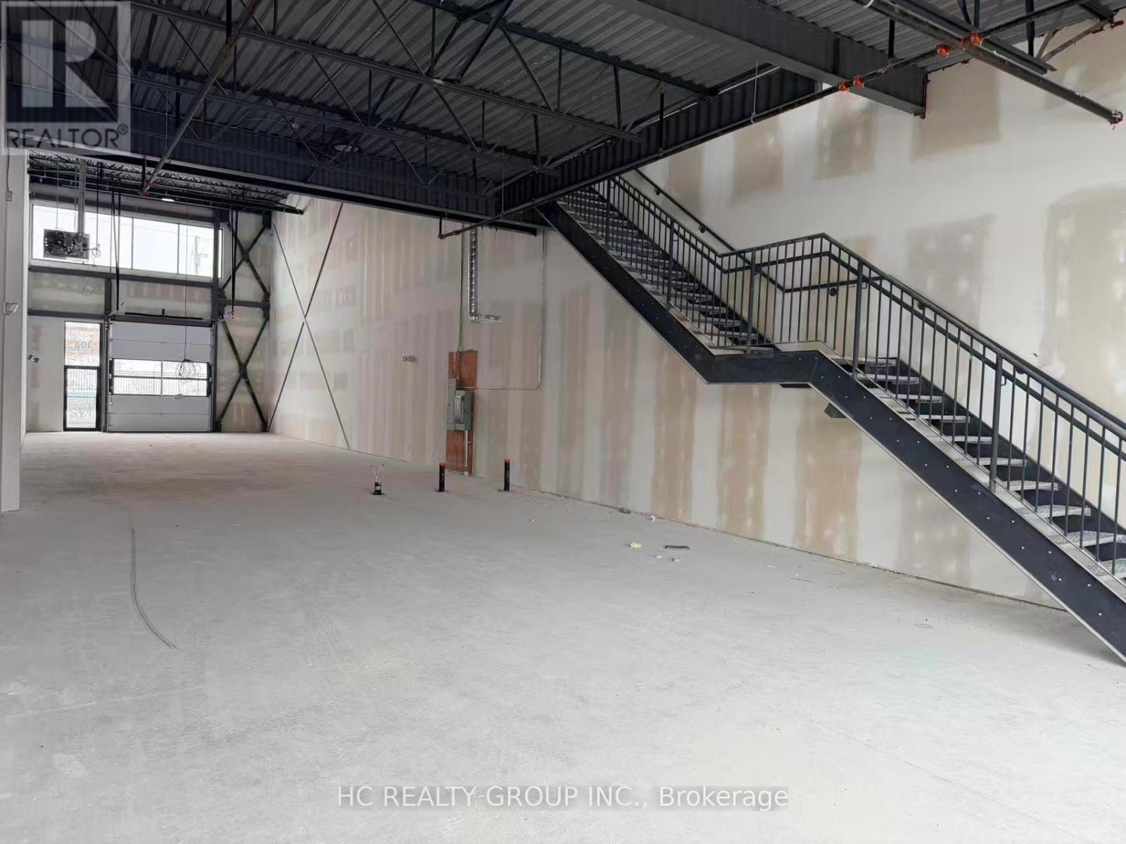 111 - 175 Melvin Robson Avenue, Aurora, Ontario  L4G 4B9 - Photo 6 - N12920922