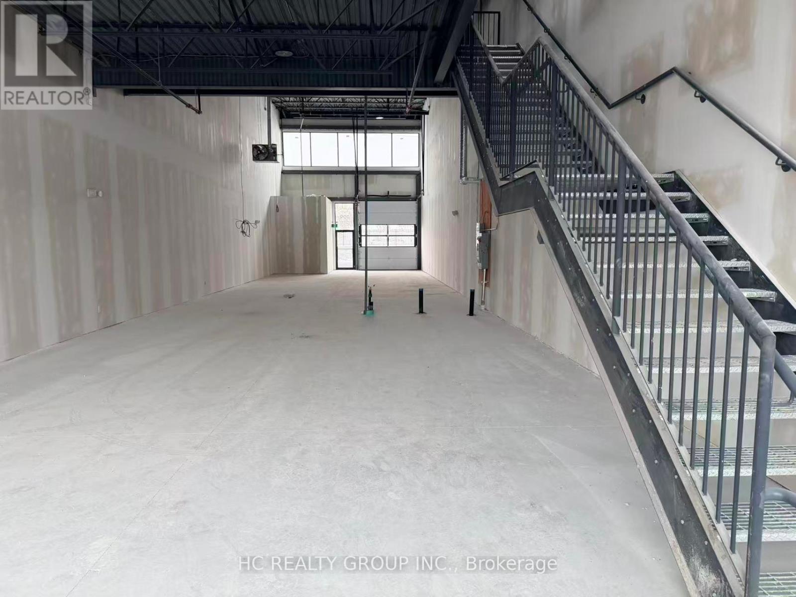 111 - 175 Melvin Robson Avenue, Aurora, Ontario  L4G 4B9 - Photo 7 - N12920922