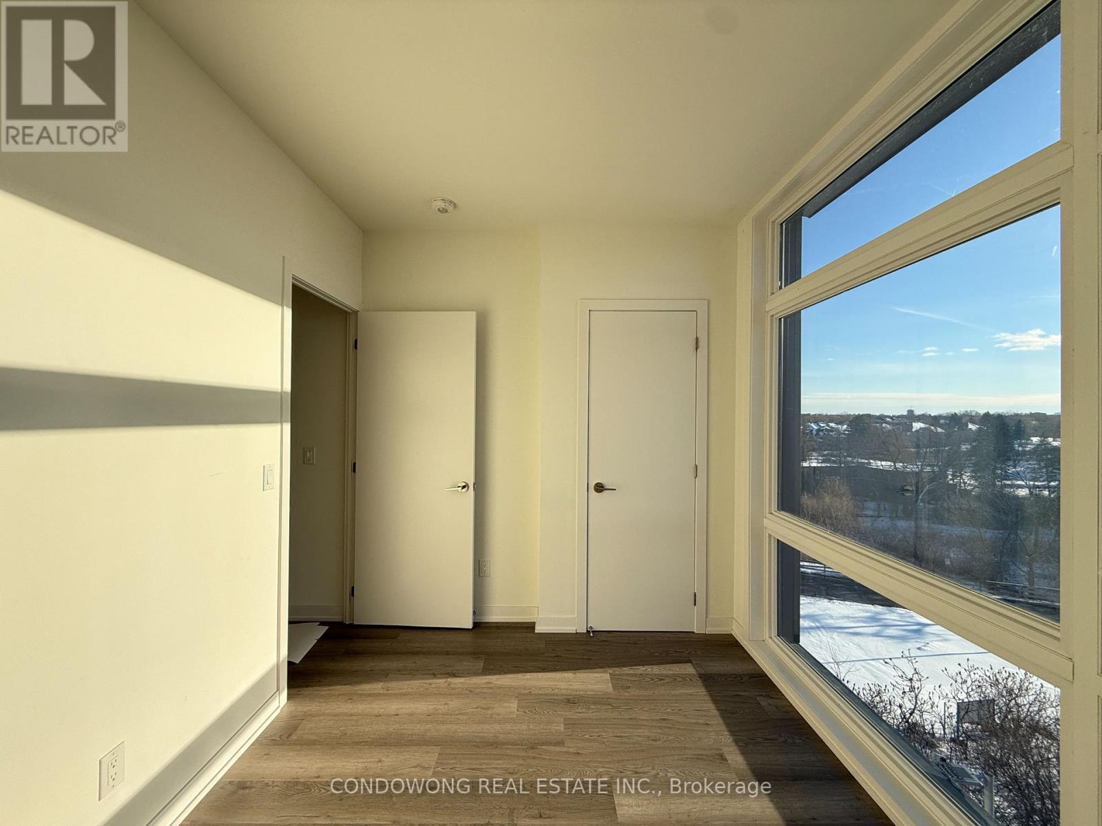 111 - 10 Steckley House Lane, Richmond Hill, Ontario  L4S 0N1 - Photo 10 - N12921044