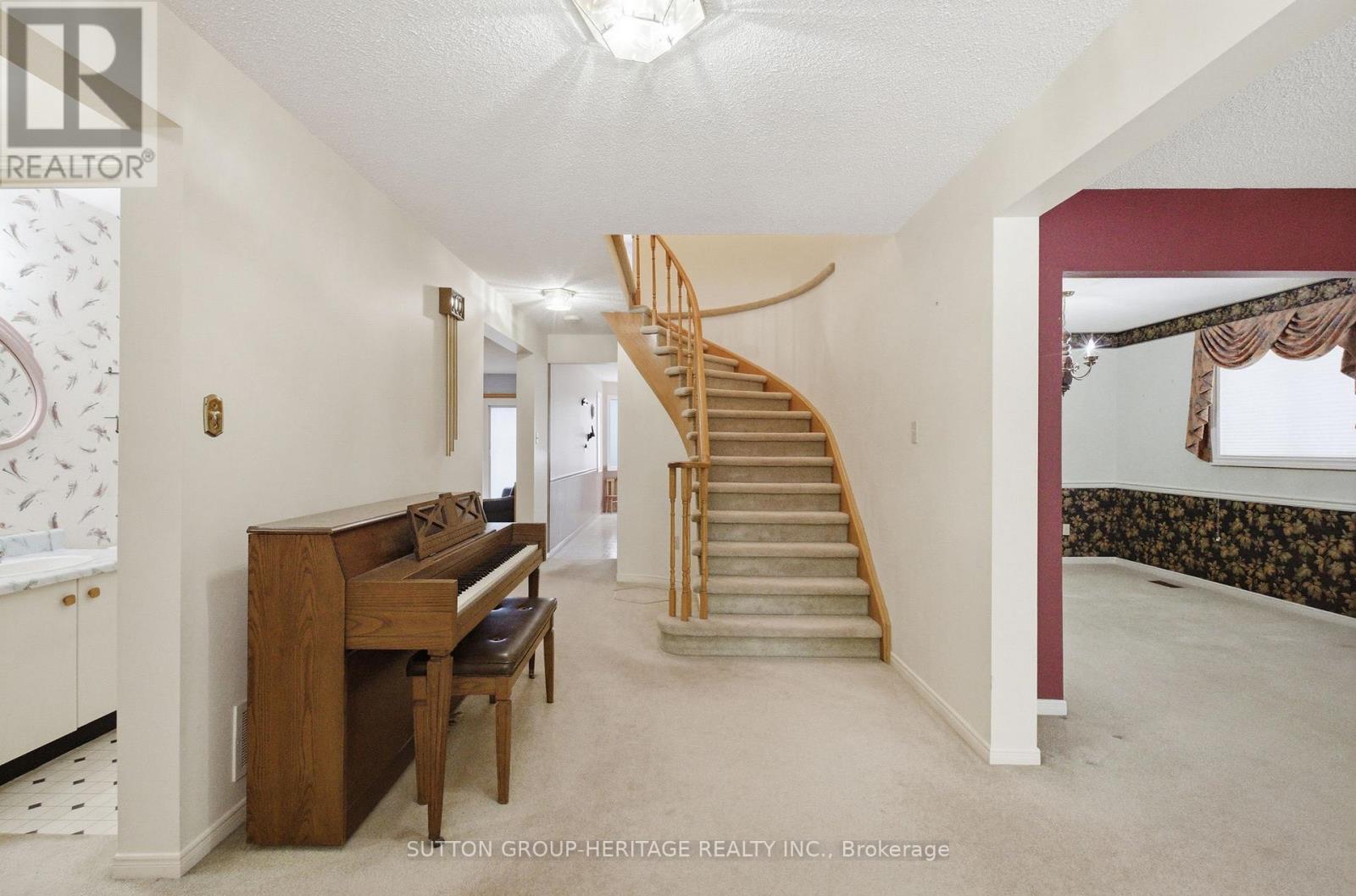 19 Sawyer Crescent, Markham, Ontario  L3P 5V2 - Photo 4 - N12921046