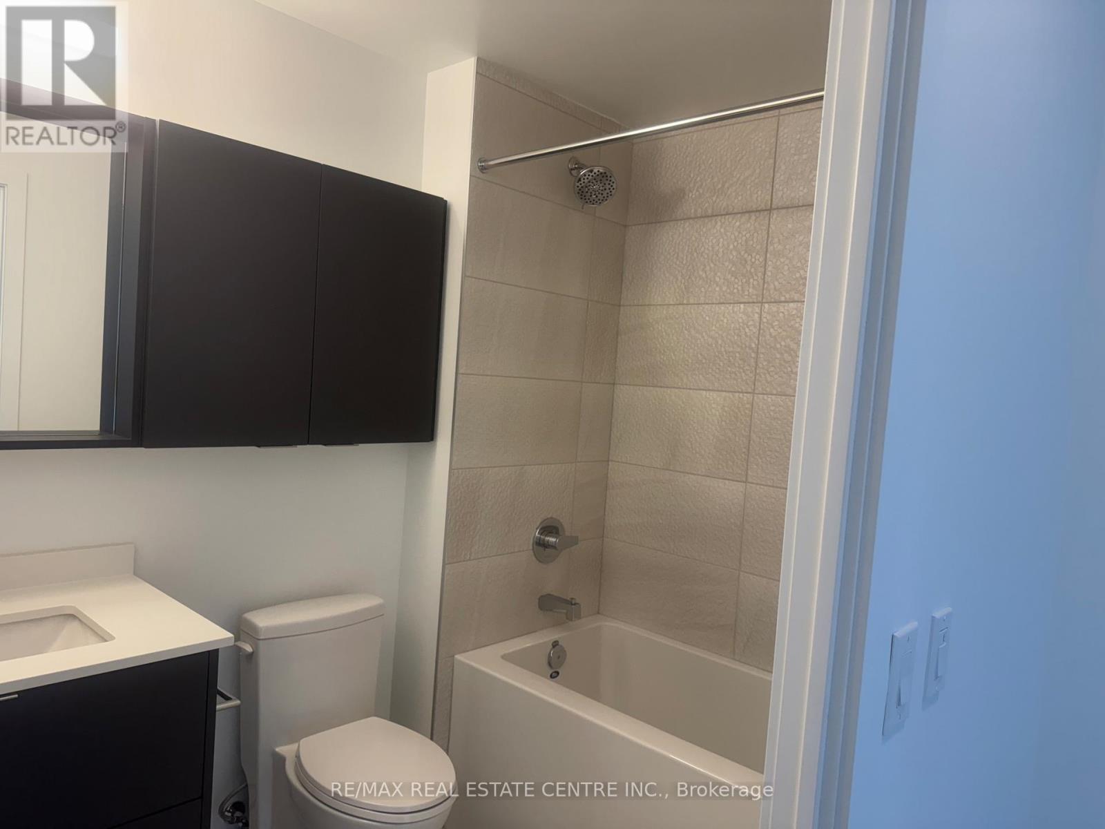 A701 - 9763 Markham Road, Markham, Ontario  L6E 0W4 - Photo 7 - N12921074