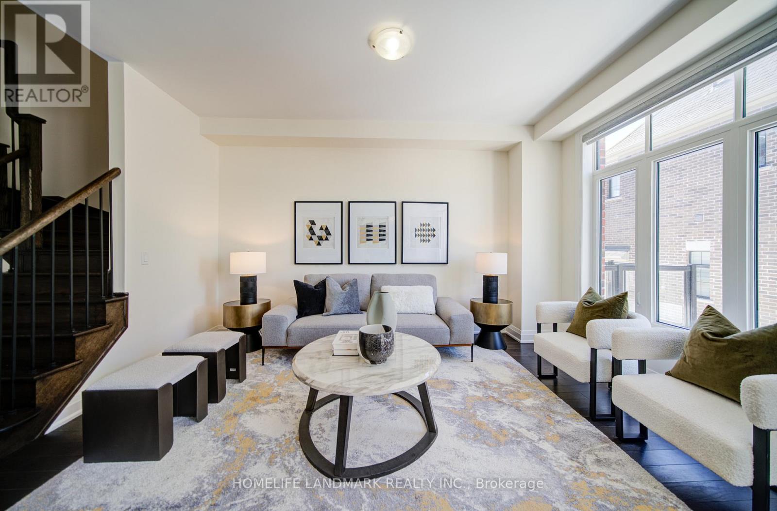 17 Duncombe Lane, Richmond Hill, Ontario  L4C 1C2 - Photo 23 - N12921114