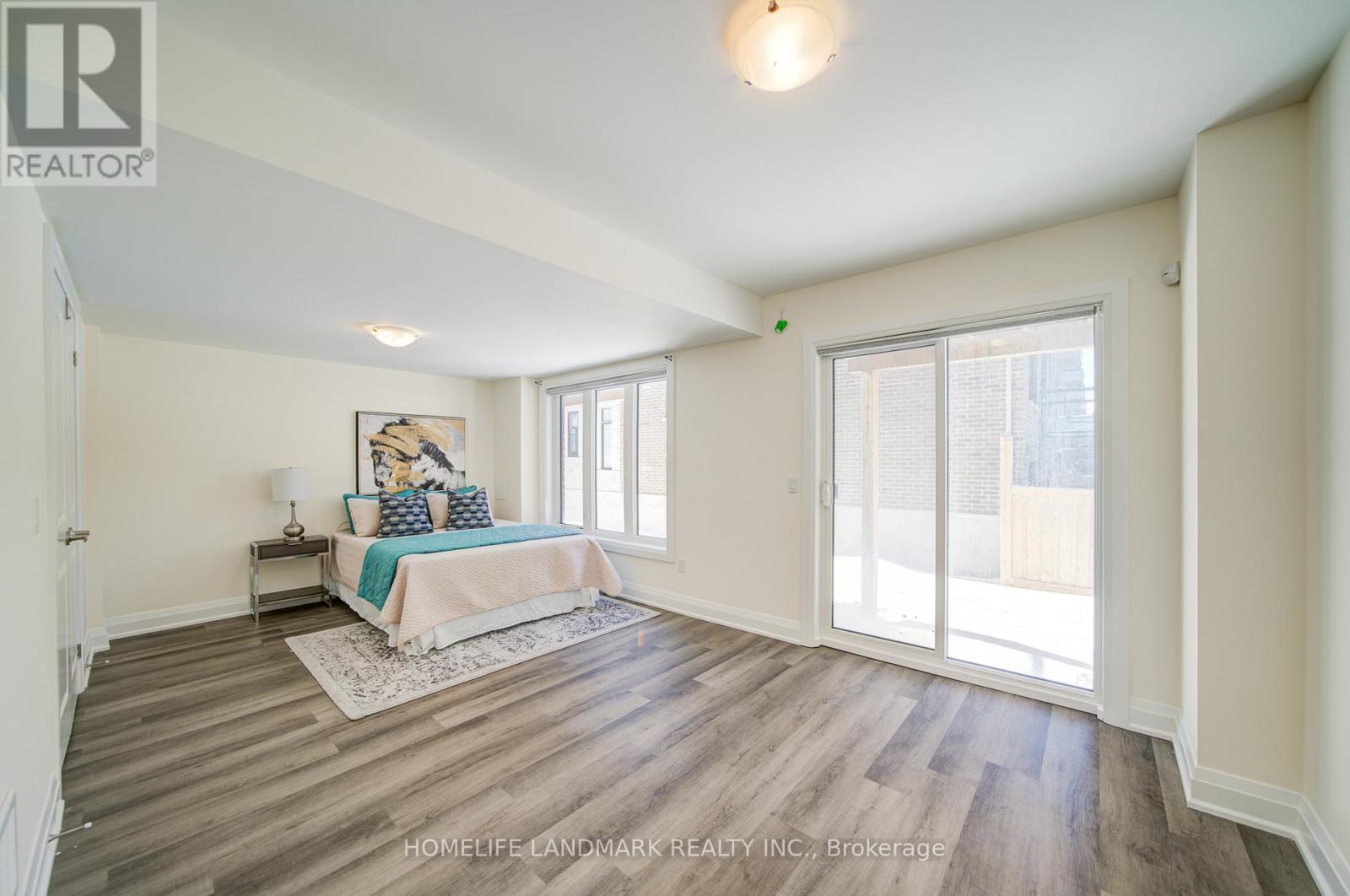 17 Duncombe Lane, Richmond Hill, Ontario  L4C 1C2 - Photo 33 - N12921114