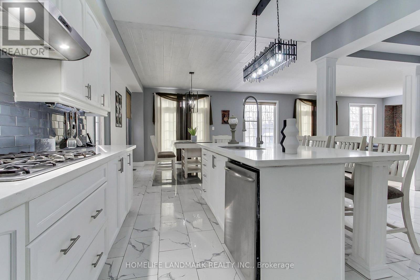 86 Boswell Road, Markham, Ontario  L6B 0M5 - Photo 17 - N12921122