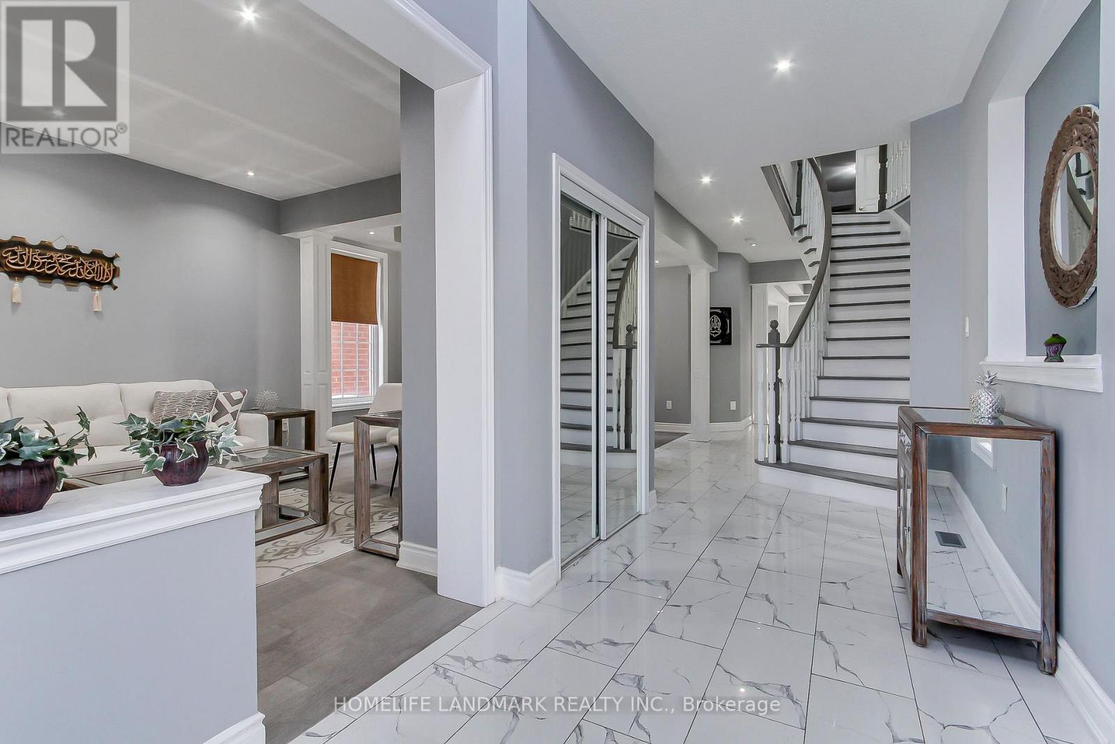 86 Boswell Road, Markham, Ontario  L6B 0M5 - Photo 4 - N12921122