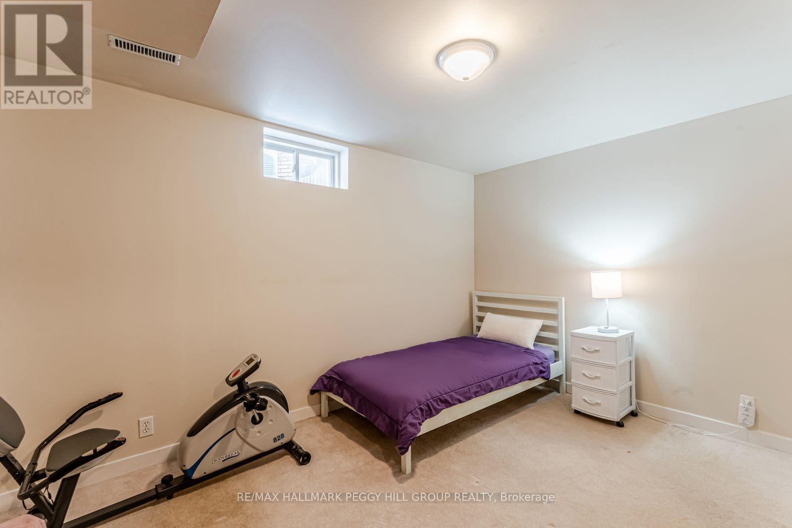 26 Kenwell Crescent, Barrie, Ontario  L4N 0A4 - Photo 16 - S12921028