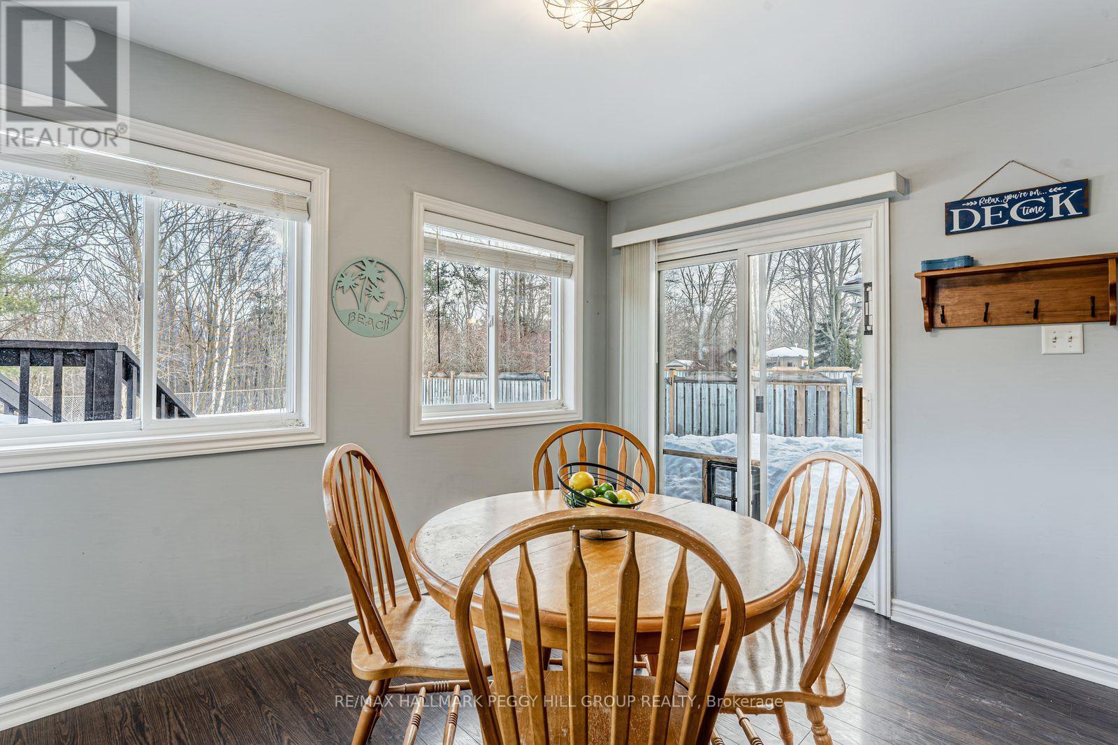 26 Kenwell Crescent, Barrie, Ontario  L4N 0A4 - Photo 7 - S12921028