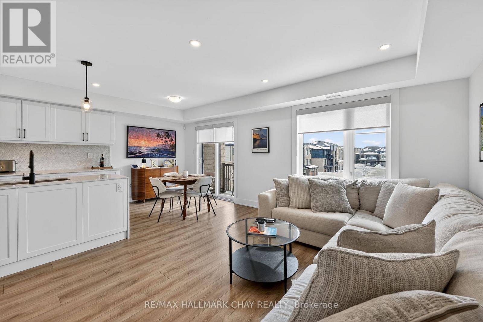 9 - 31 Pumpkin Corner Crescent, Barrie, Ontario  L9J 0C2 - Photo 8 - S12921100