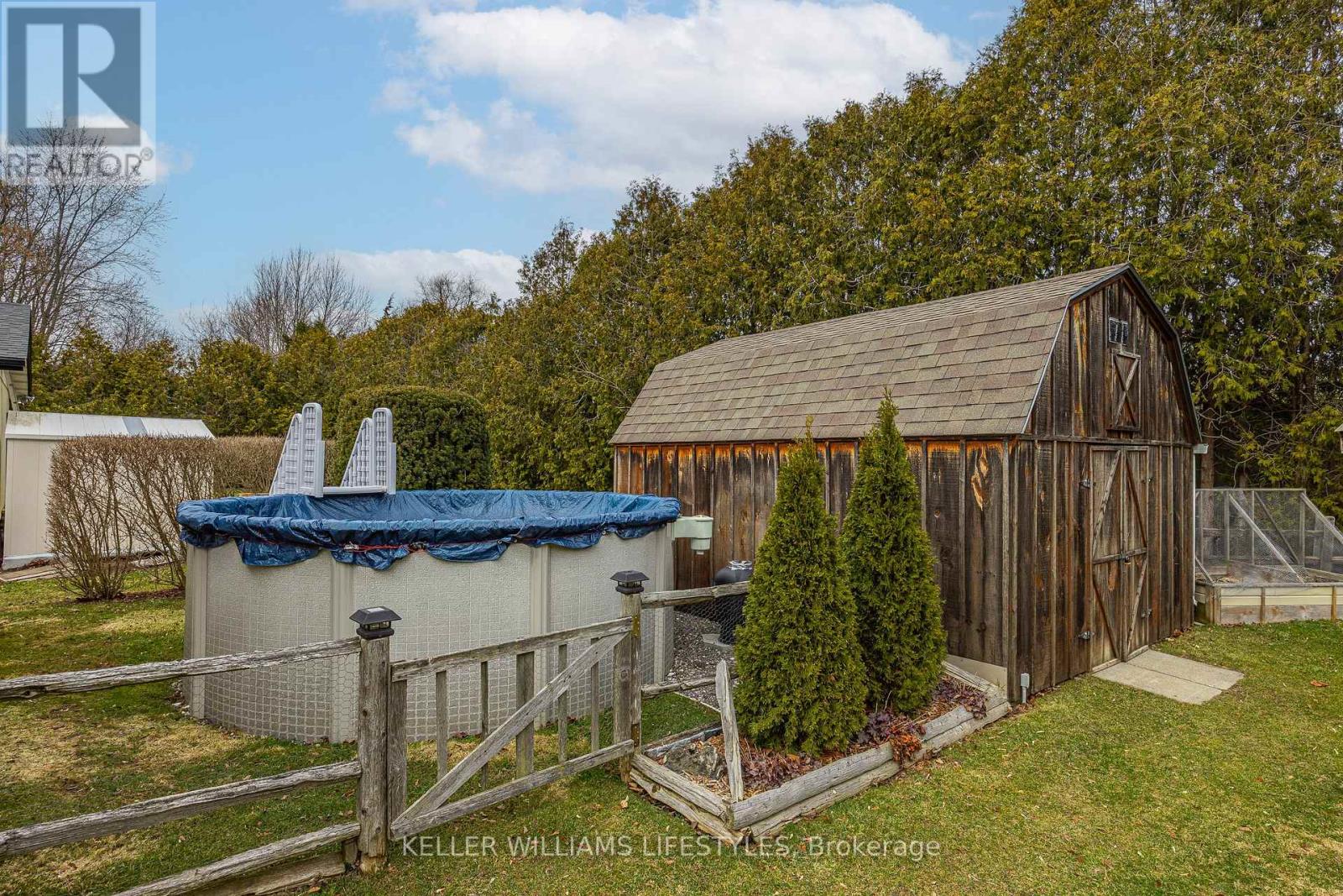 8 East Williams Street, North Middlesex, Ontario  N0M 1A0 - Photo 43 - X12732950