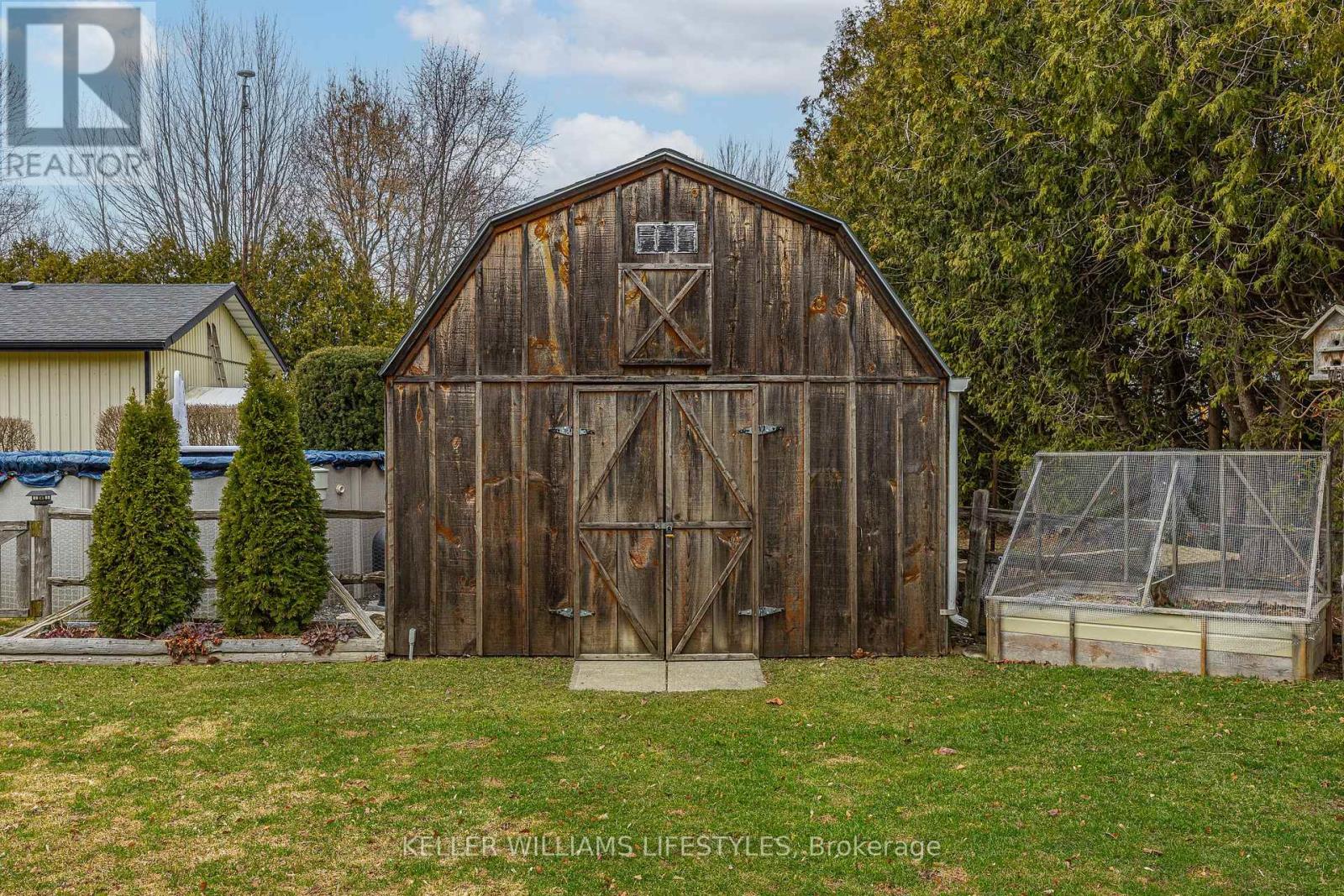 8 East Williams Street, North Middlesex, Ontario  N0M 1A0 - Photo 42 - X12732950