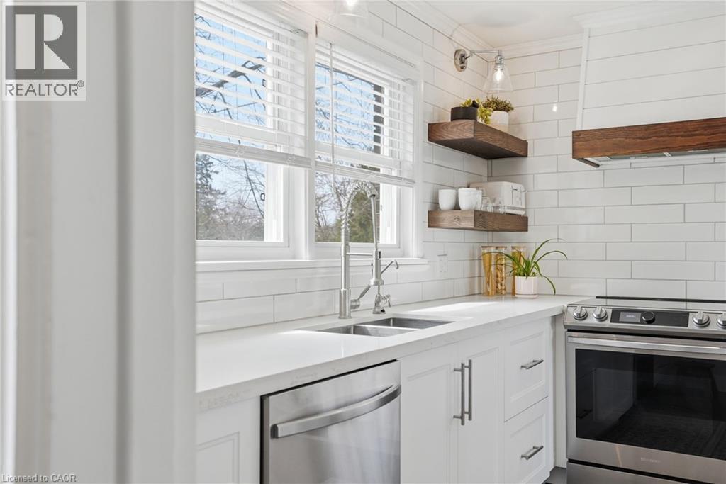 106 Laurel Street, Cambridge, Ontario  N3H 3Y4 - Photo 4 - 40815128