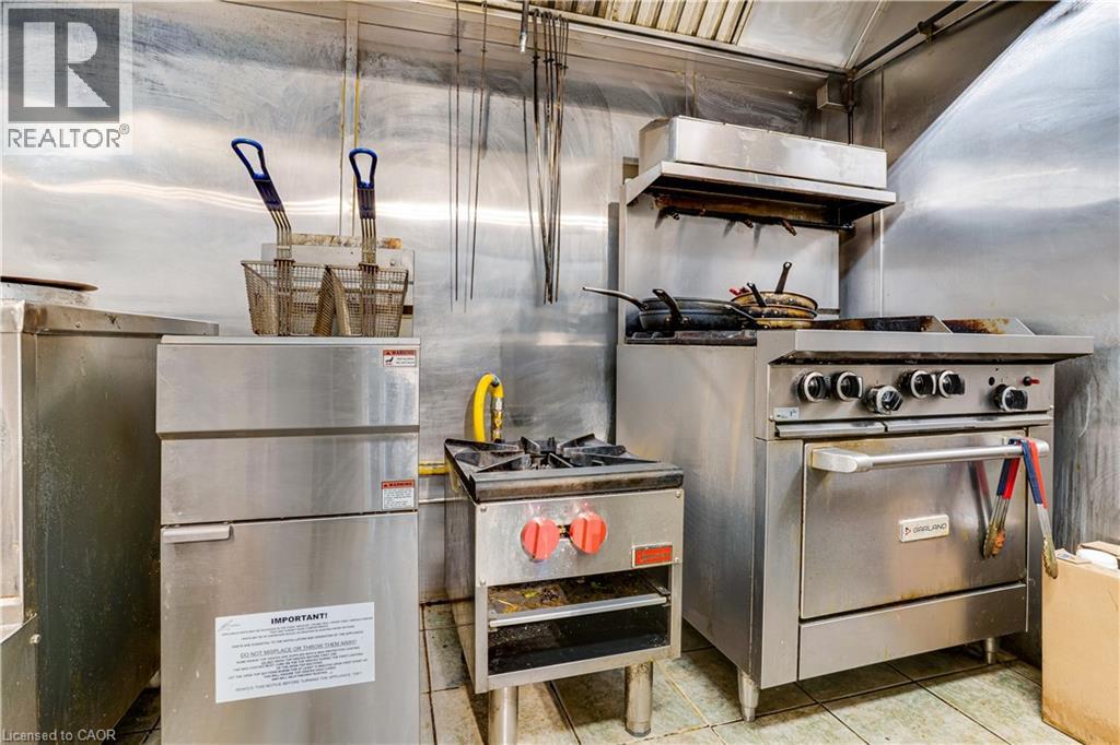 1472 King Street E, Kitchener, Ontario  N2G 2N7 - Photo 14 - 40814672