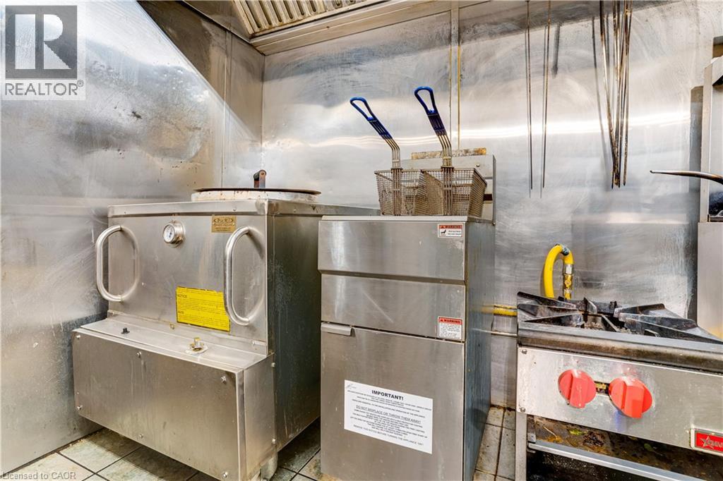 1472 King Street E, Kitchener, Ontario  N2G 2N7 - Photo 15 - 40814672