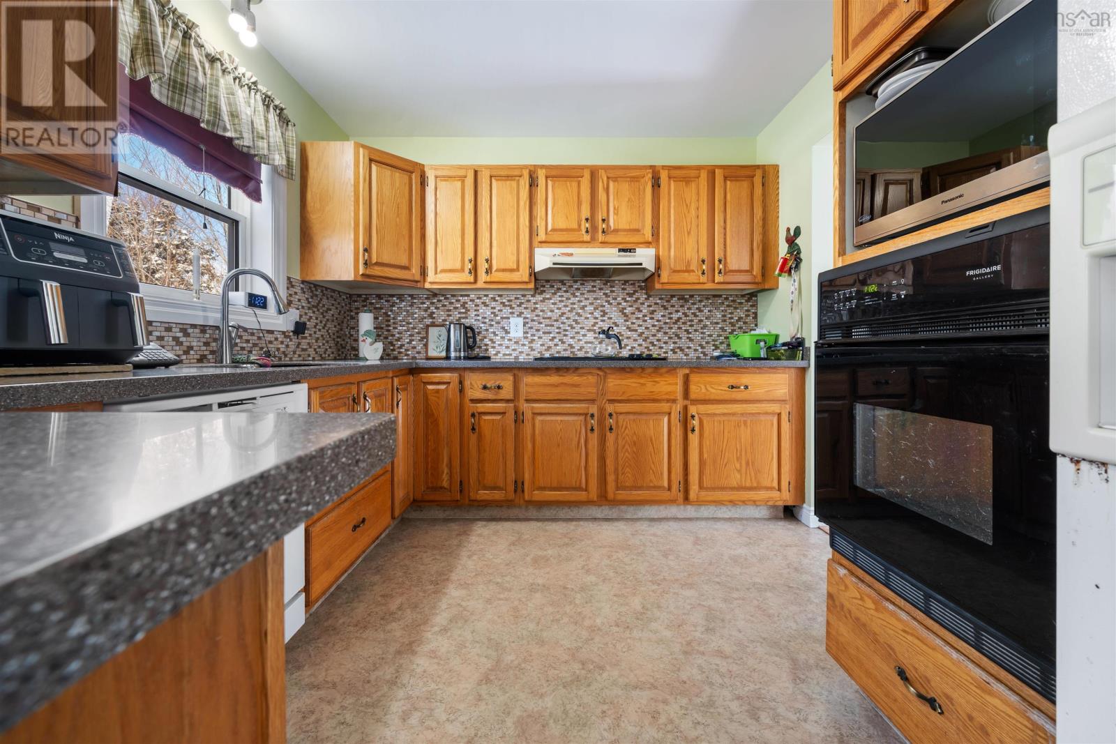 19 Powell Road, Little Harbour, Nova Scotia  B2H 5C4 - Photo 9 - 202602384