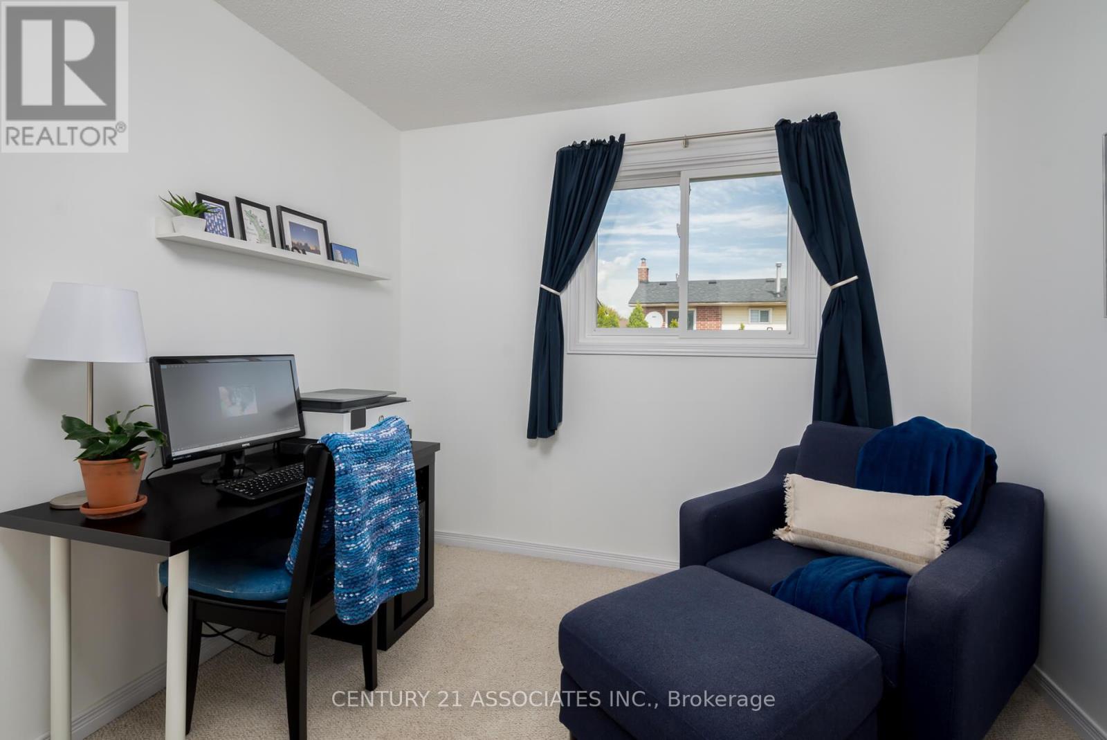 1324 Quinpool Court, Mississauga, Ontario  L5C 4J3 - Photo 22 - W12920924