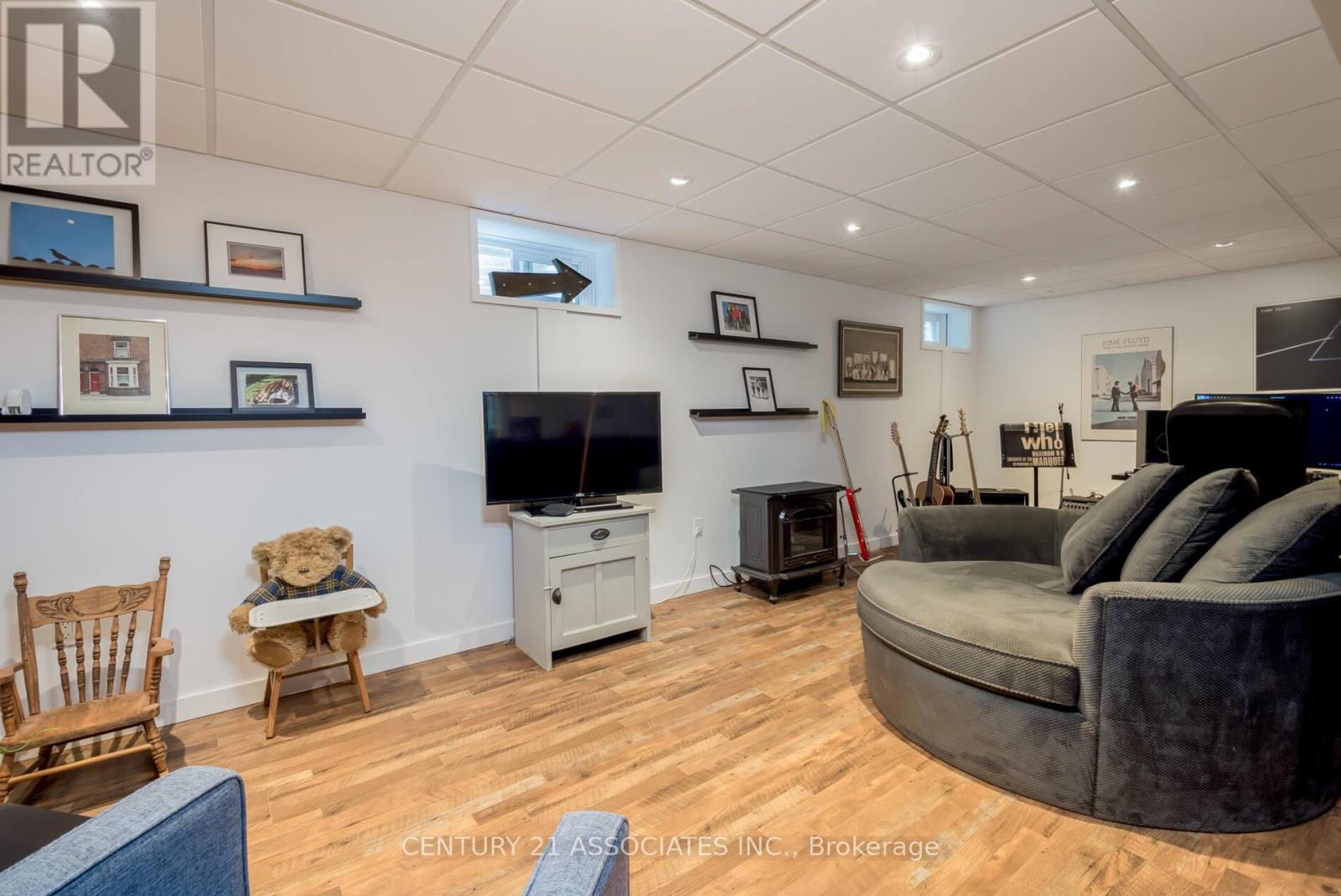 1324 Quinpool Court, Mississauga, Ontario  L5C 4J3 - Photo 30 - W12920924