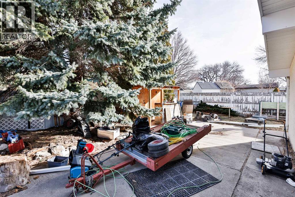 1025 25 Street N, Lethbridge, Alberta  T1H 3V9 - Photo 28 - A2290660