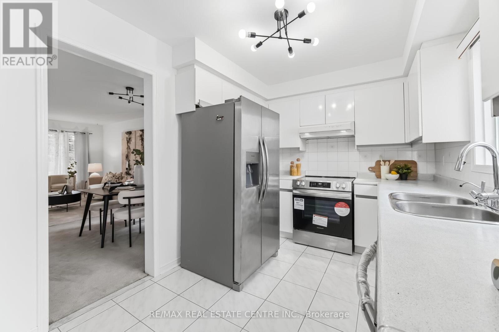 26 Braemore Road, Brampton, Ontario  L6X 1E5 - Photo 17 - W12920976