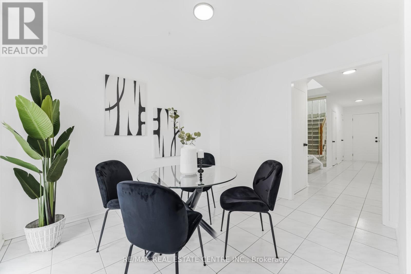 26 Braemore Road, Brampton, Ontario  L6X 1E5 - Photo 22 - W12920976