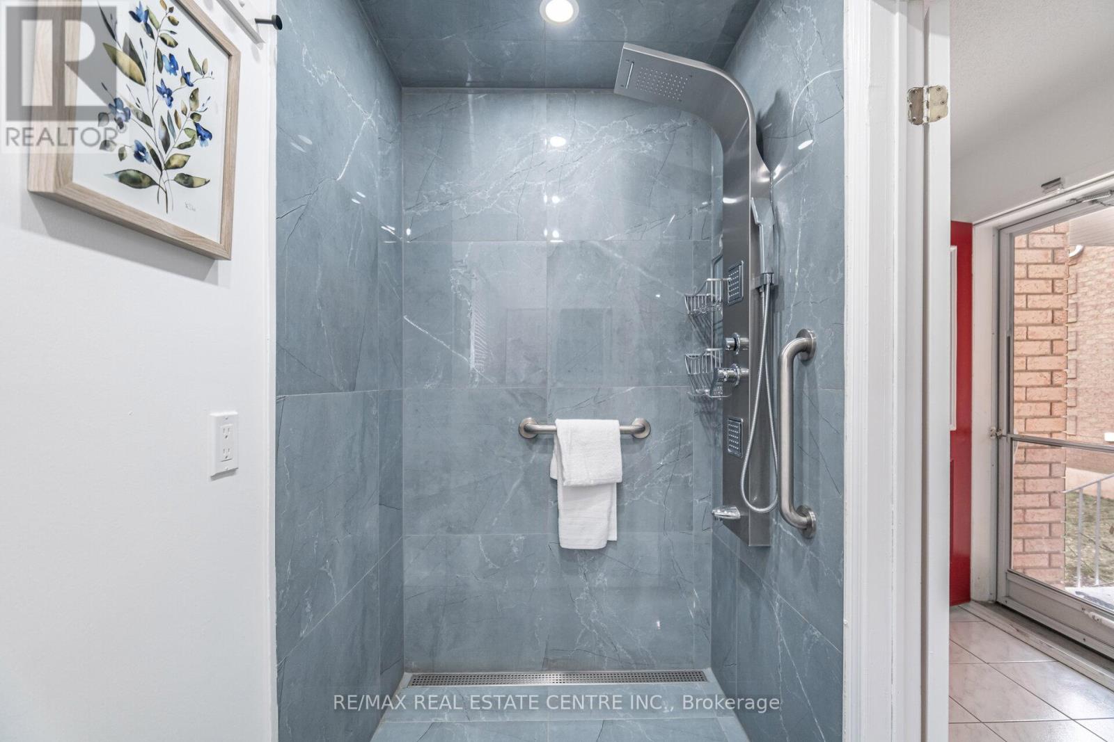 26 Braemore Road, Brampton, Ontario  L6X 1E5 - Photo 26 - W12920976