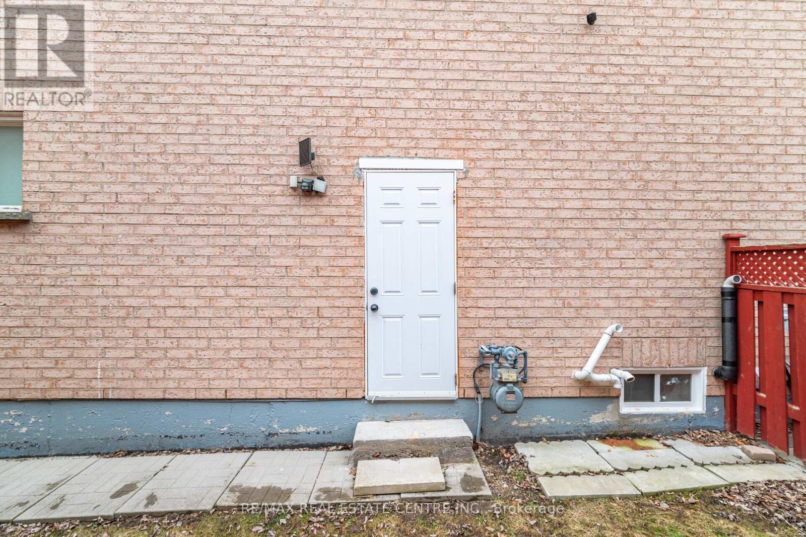 26 Braemore Road, Brampton, Ontario  L6X 1E5 - Photo 39 - W12920976