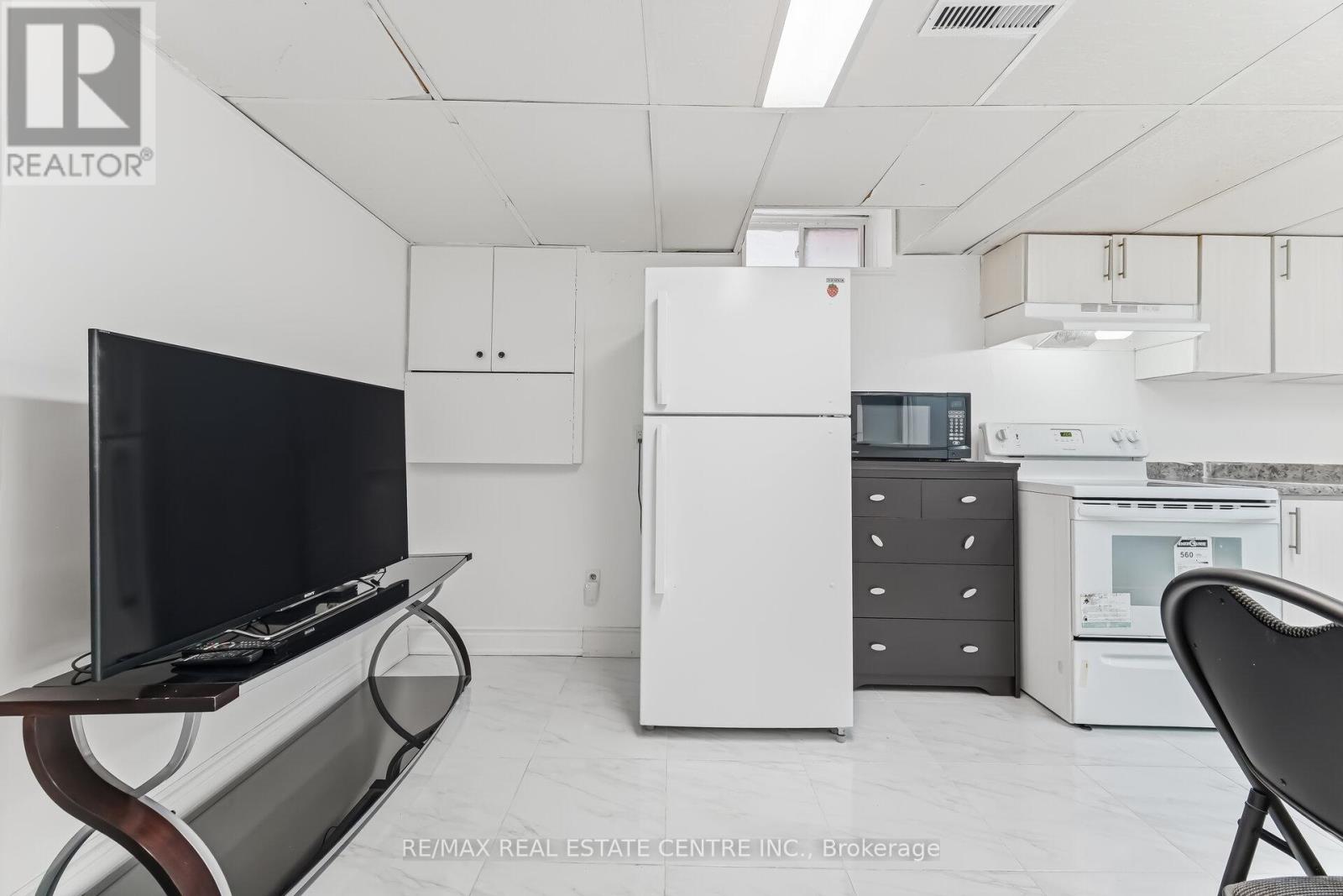 26 Braemore Road, Brampton, Ontario  L6X 1E5 - Photo 43 - W12920976