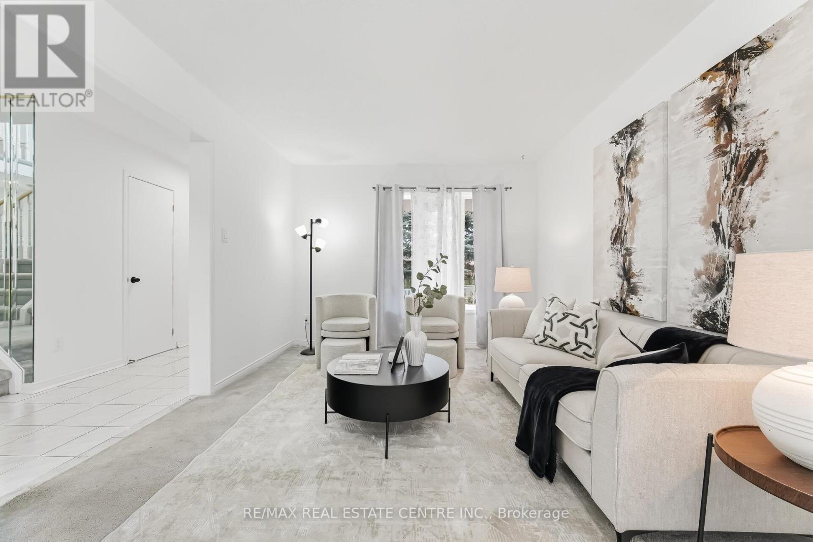 26 Braemore Road, Brampton, Ontario  L6X 1E5 - Photo 9 - W12920976