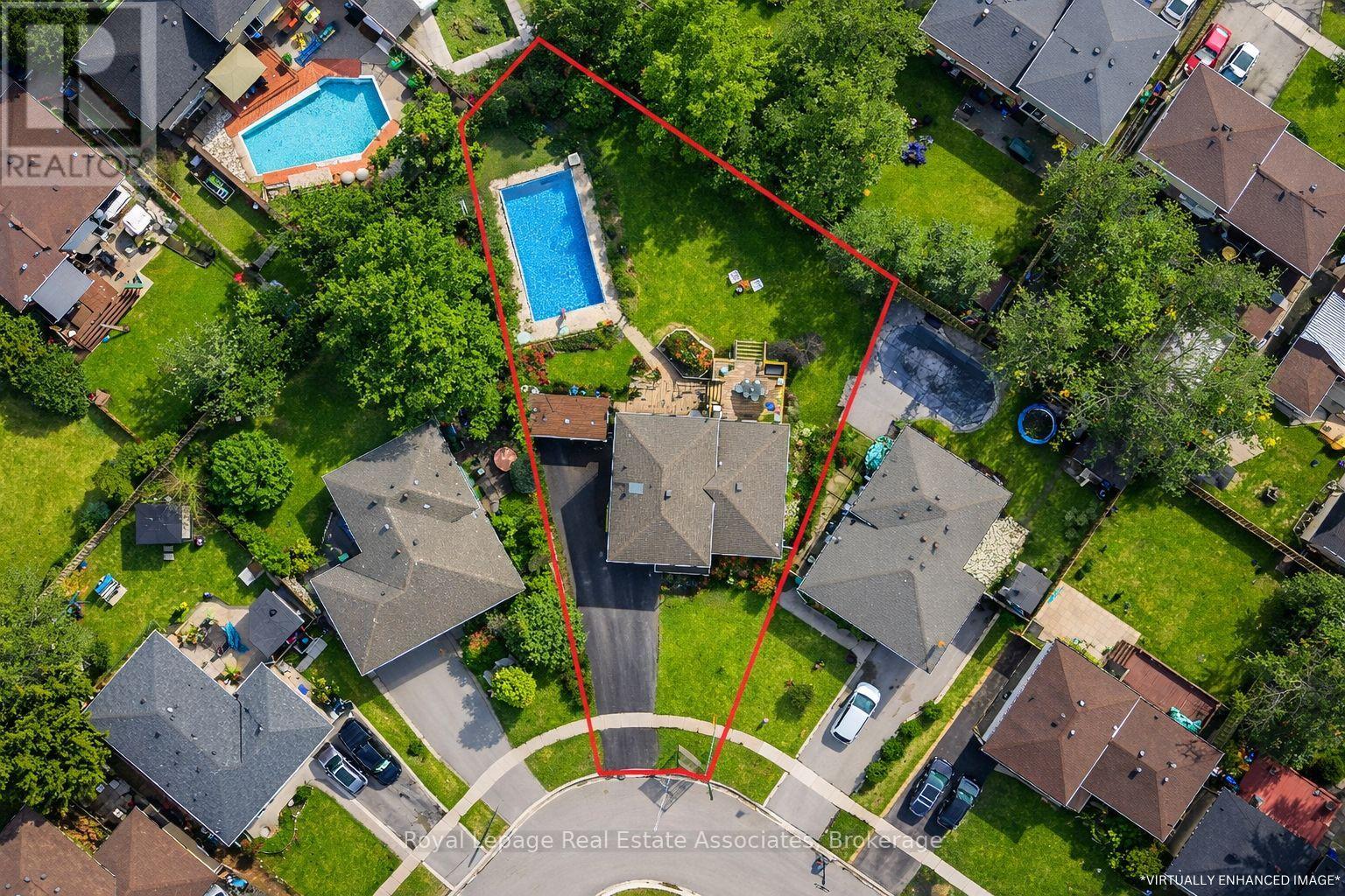 55 Eleanor Crescent, Halton Hills, Ontario  L7G 2T7 - Photo 2 - W12920990