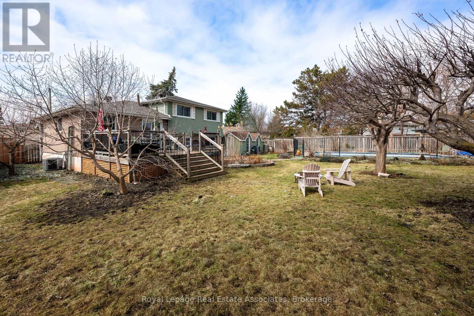 55 Eleanor Crescent, Halton Hills, Ontario  L7G 2T7 - Photo 21 - W12920990