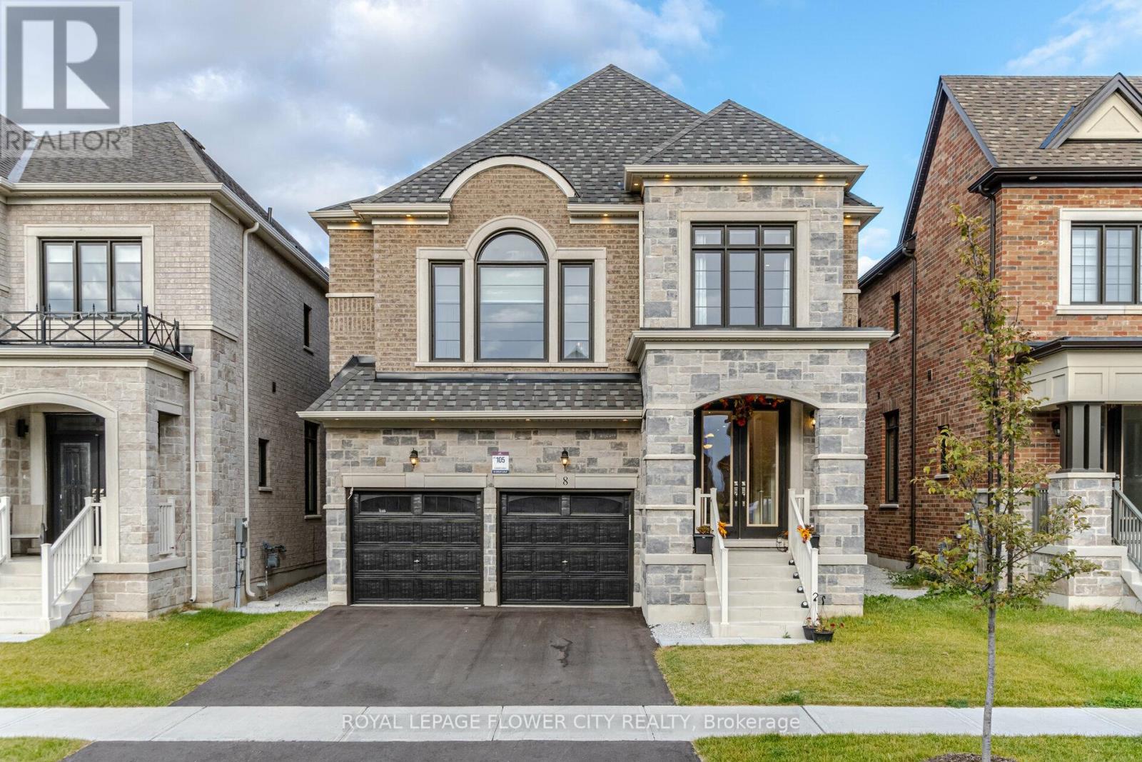 8 IXWORTH CIRCLE, Brampton, Ontario