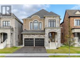 8 IXWORTH CIRCLE, Brampton, Ontario