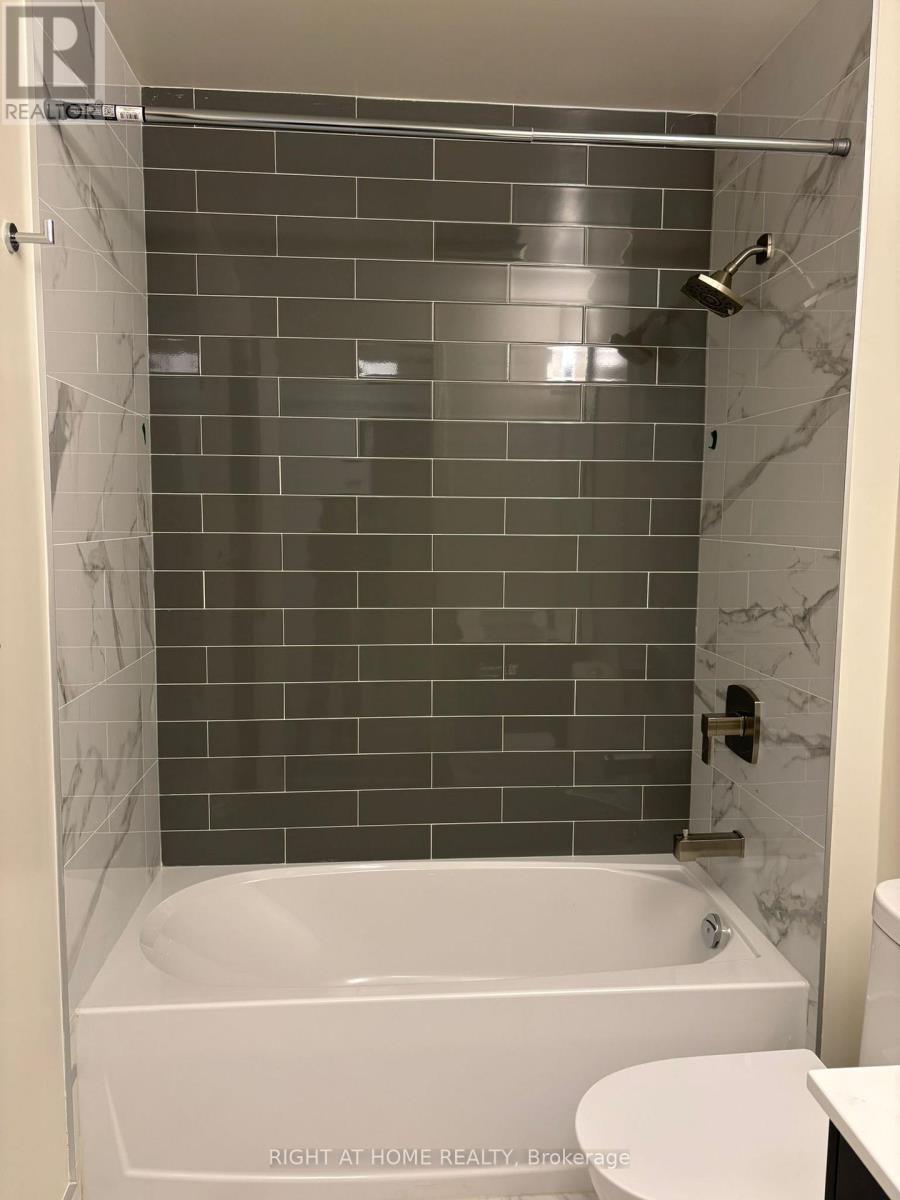 2008 - 8020 Derry Road, Milton, Ontario  L9T 9N7 - Photo 10 - W12921016