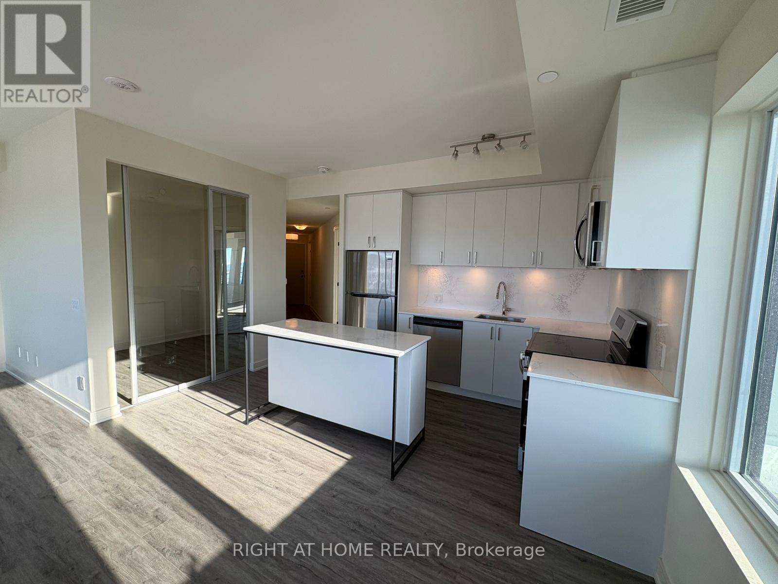 2008 - 8020 Derry Road, Milton, Ontario  L9T 9N7 - Photo 22 - W12921016