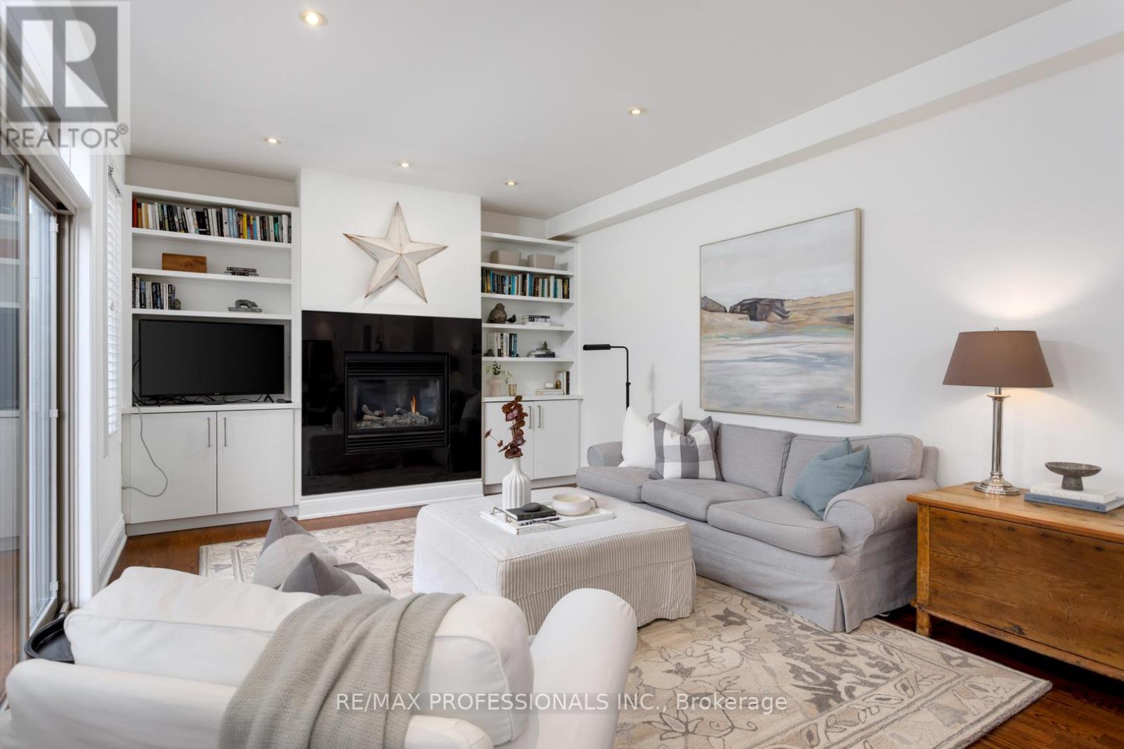 31 Gardenvale Road, Toronto, Ontario  M8Z 4C2 - Photo 22 - W12921018