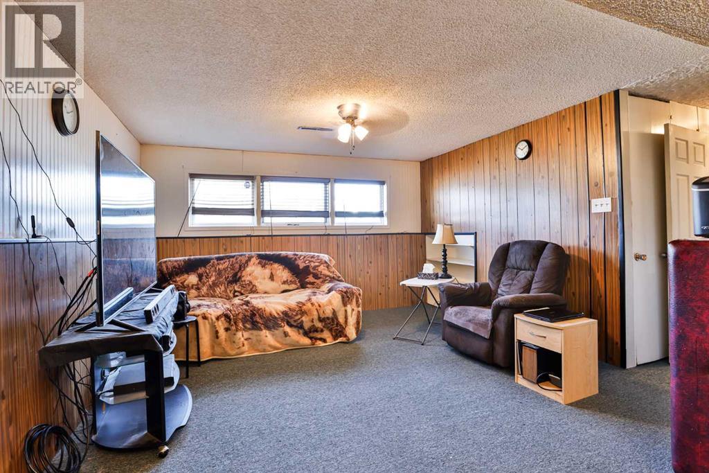 1025 25 Street N, Lethbridge, Alberta  T1H 3V9 - Photo 21 - A2290660