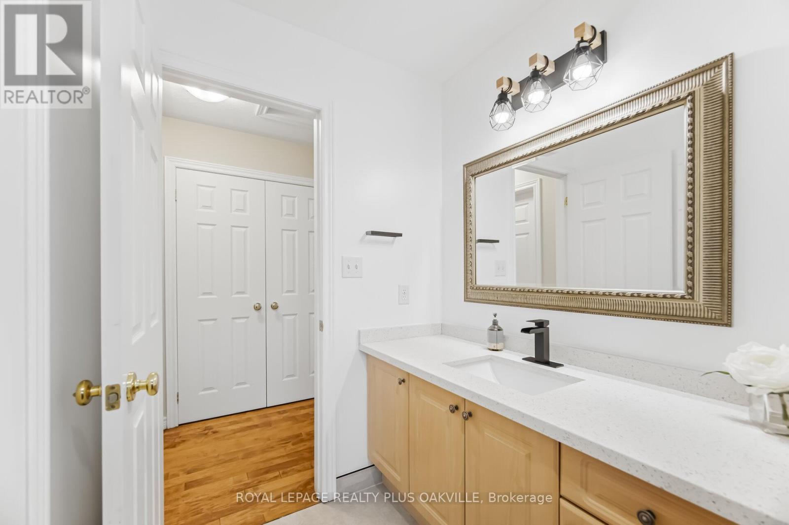 3409 Liptay Avenue, Oakville, Ontario  L6M 0M8 - Photo 31 - W12921022