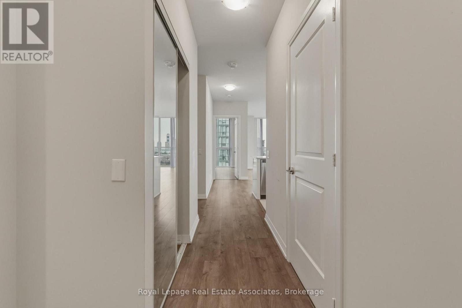 1504 - 65 WATERGARDEN DRIVE, Mississauga, Ontario