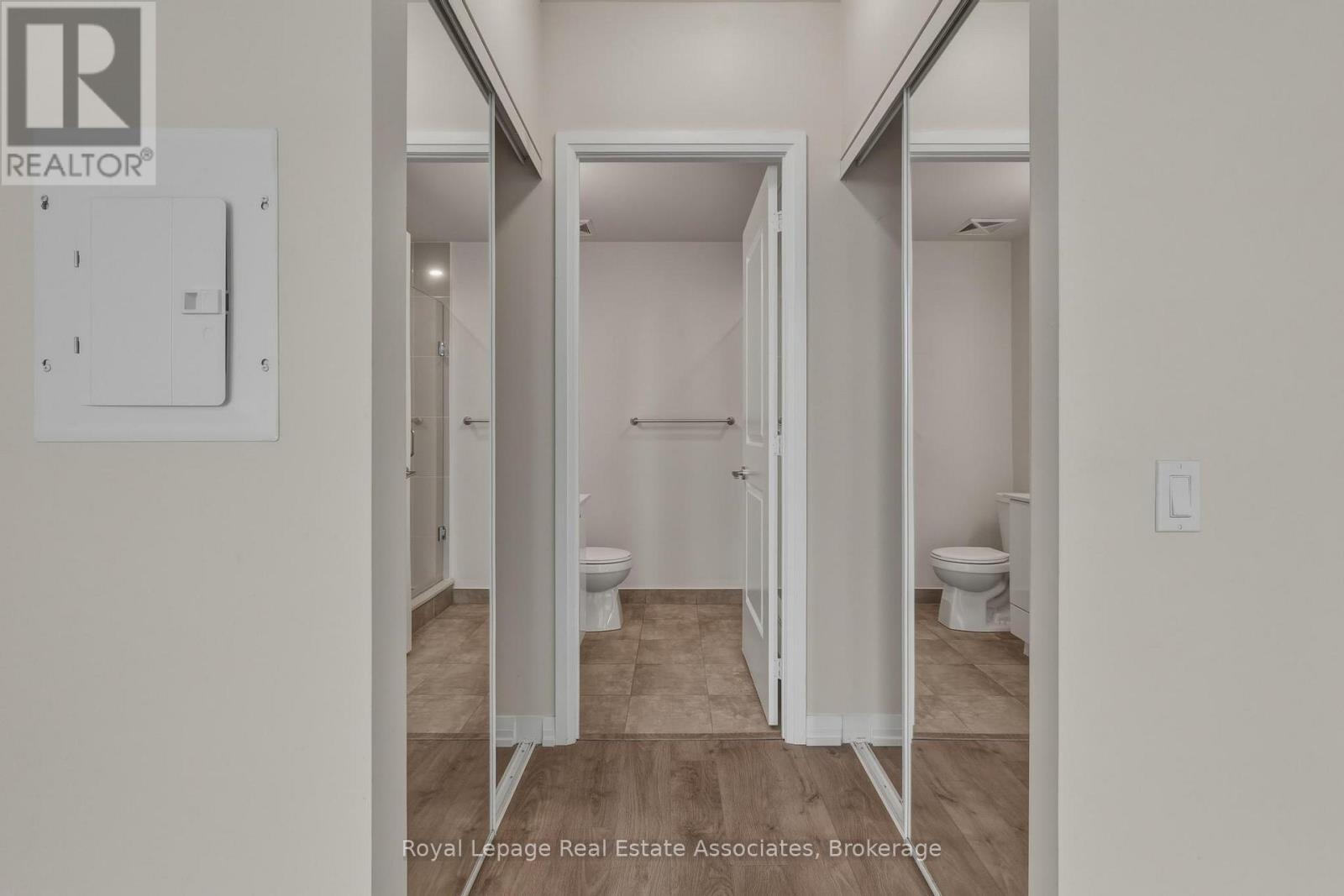 1504 - 65 Watergarden Drive, Mississauga, Ontario  L5R 0G9 - Photo 15 - W12921024