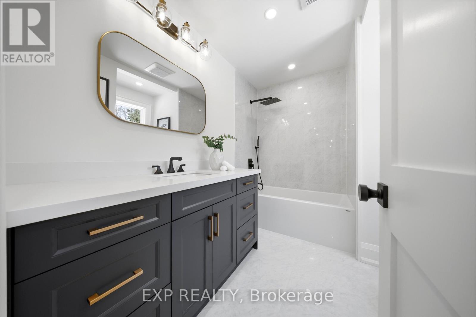 5535 Cedar Springs Road, Burlington, Ontario  L7P 0C2 - Photo 30 - W12921090