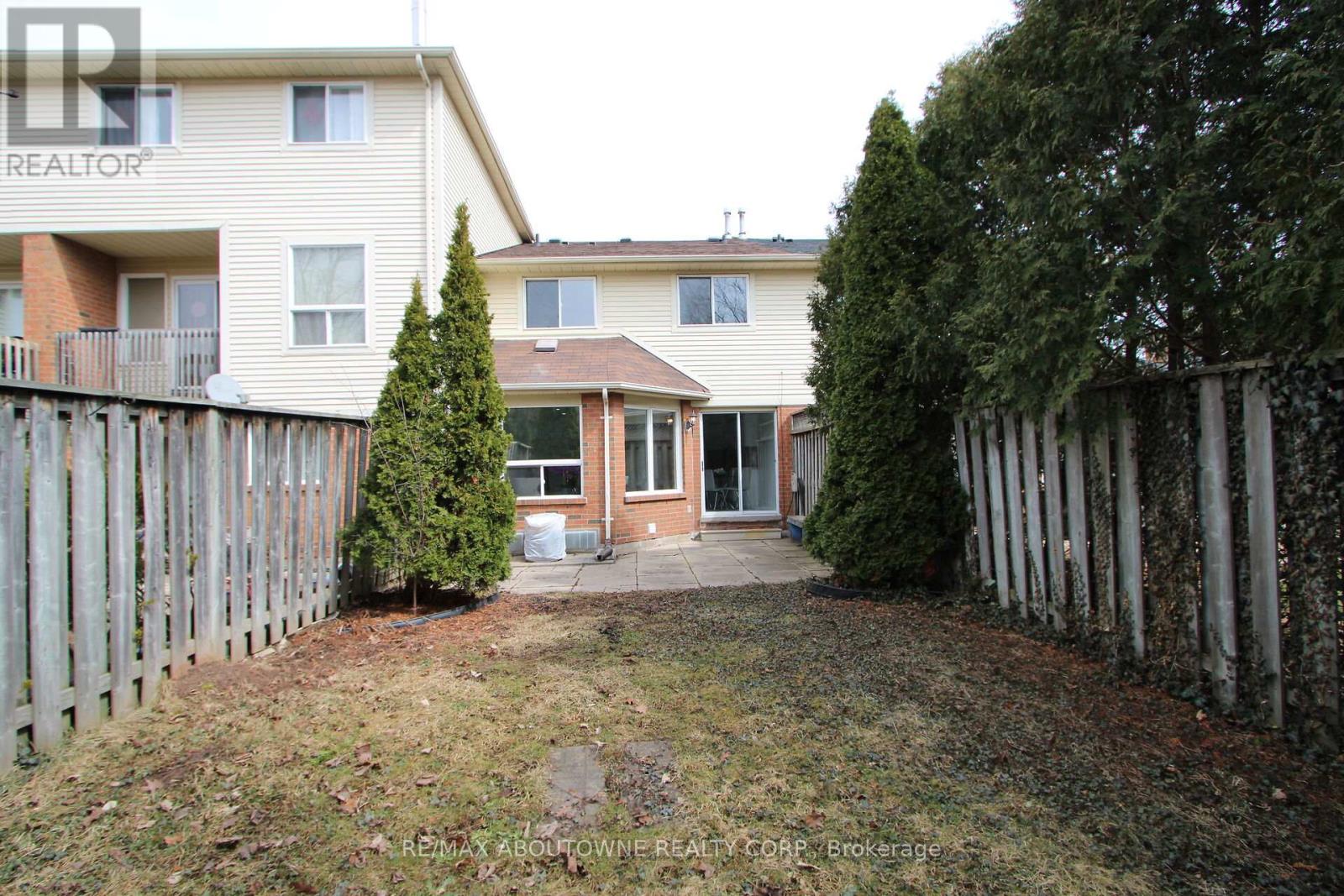 1114 Lindsay Drive, Oakville, Ontario  L6M 3B4 - Photo 34 - W12921138