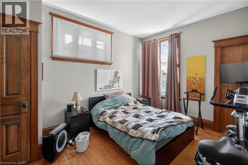 147 Homewood Avenue, Hamilton, Ontario  L8P 2M6 - Photo 15 - 40806313