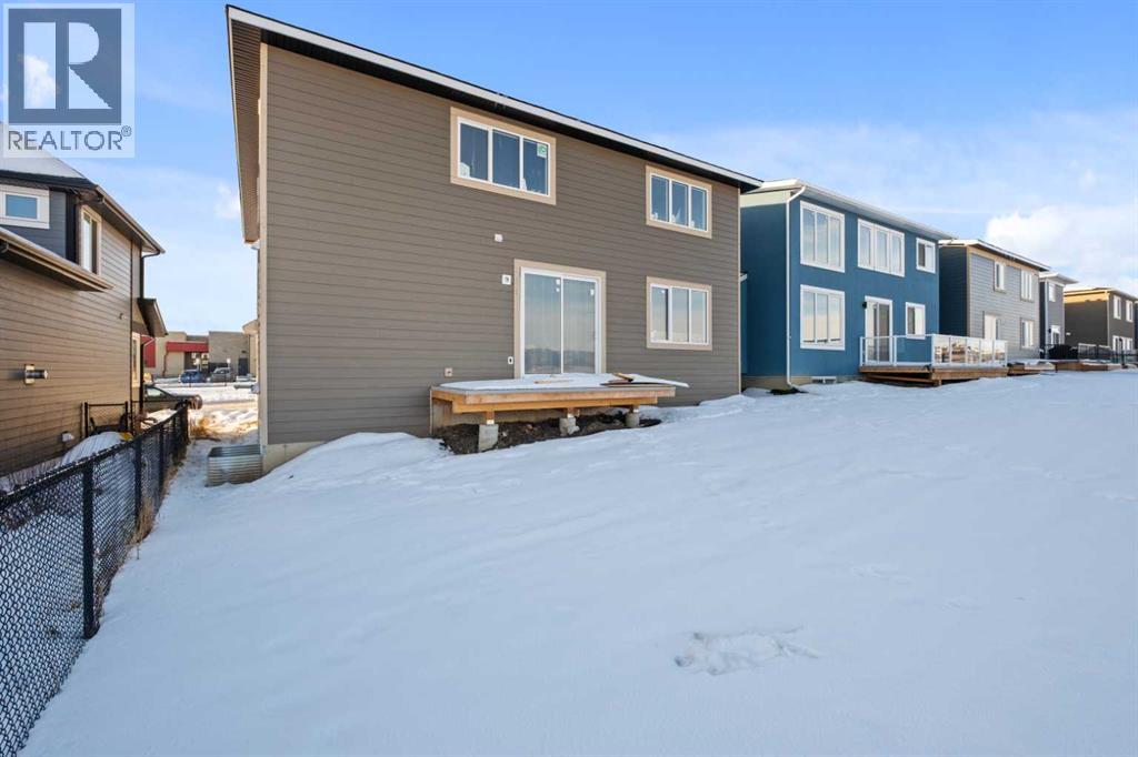 6 Ranchers Meadows, Okotoks, Alberta  t1s 0p5 - Photo 3 - A2292306