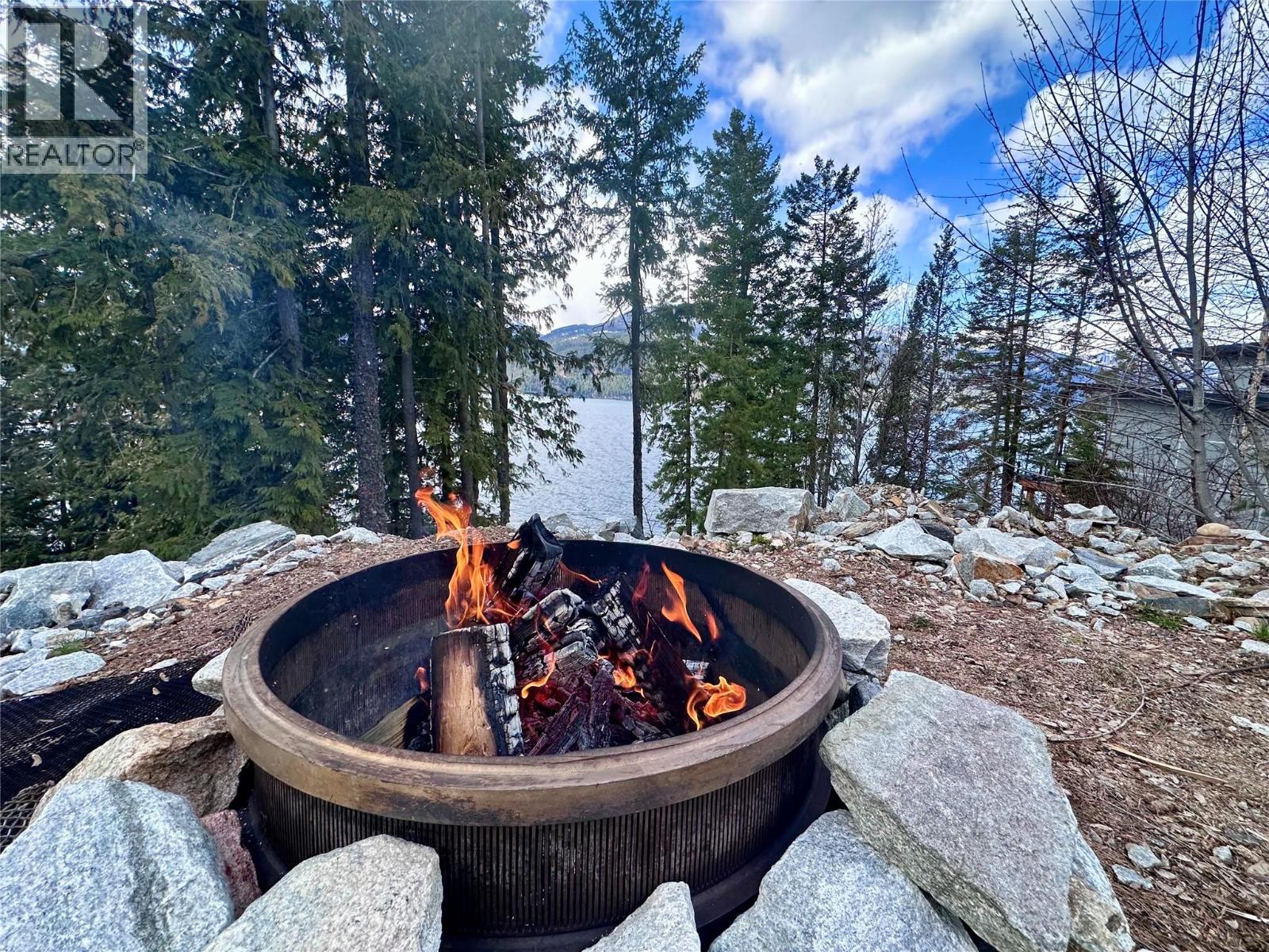 Lot 14 Walkers Lane, Kootenay Bay, British Columbia  V0B 1X0 - Photo 8 - 10379457