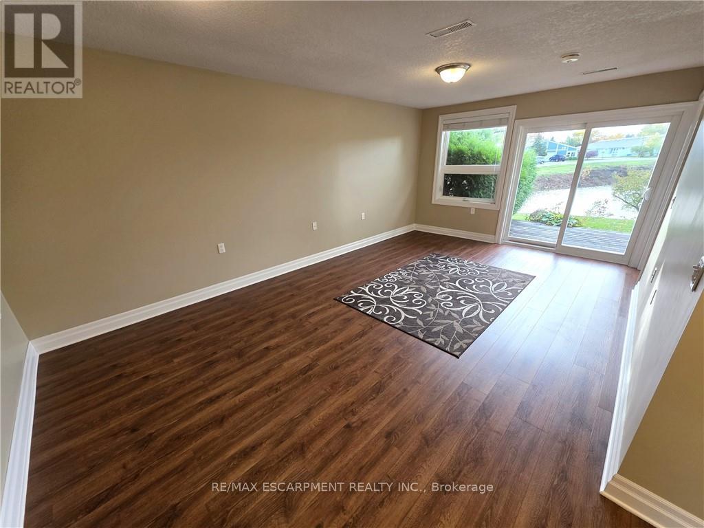 5 Jaczenko Terrace, Hamilton, Ontario  L9B 1T8 - Photo 12 - X12920908