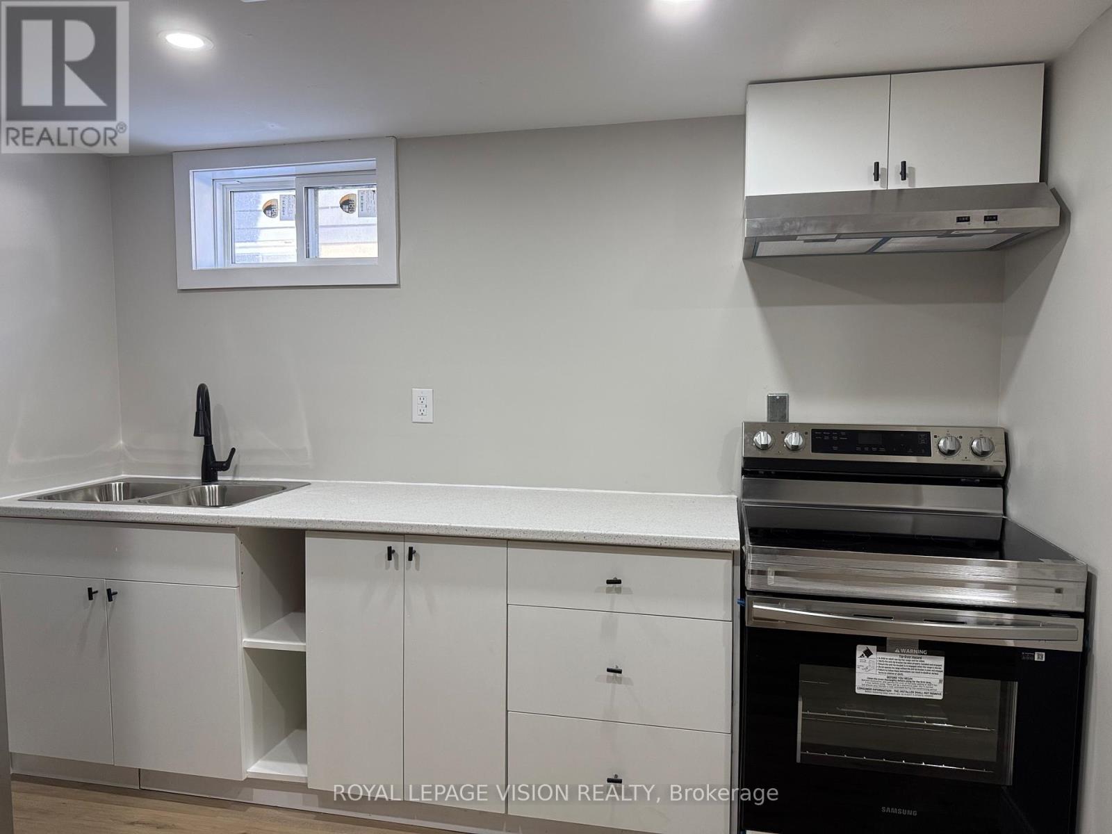 Basement - 3139 Secord Place, Niagara Falls, Ontario  L2J 3K5 - Photo 12 - X12920912