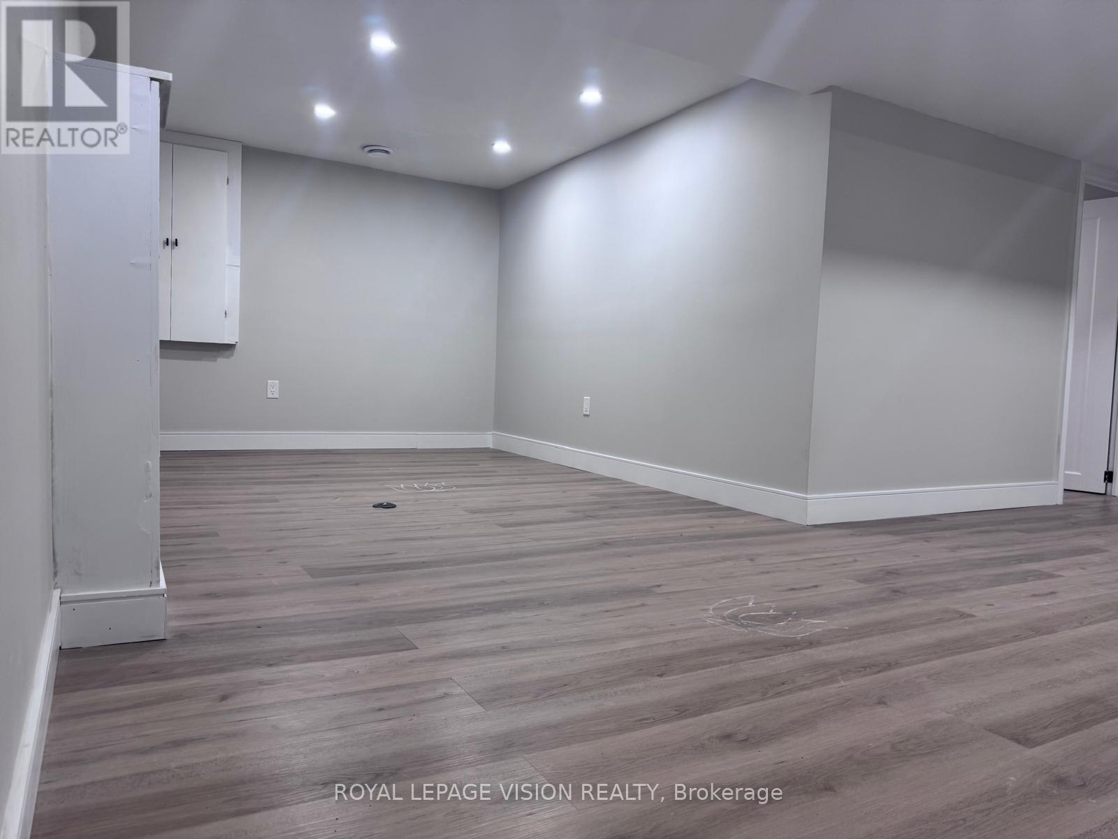 Basement - 3139 Secord Place, Niagara Falls, Ontario  L2J 3K5 - Photo 4 - X12920912